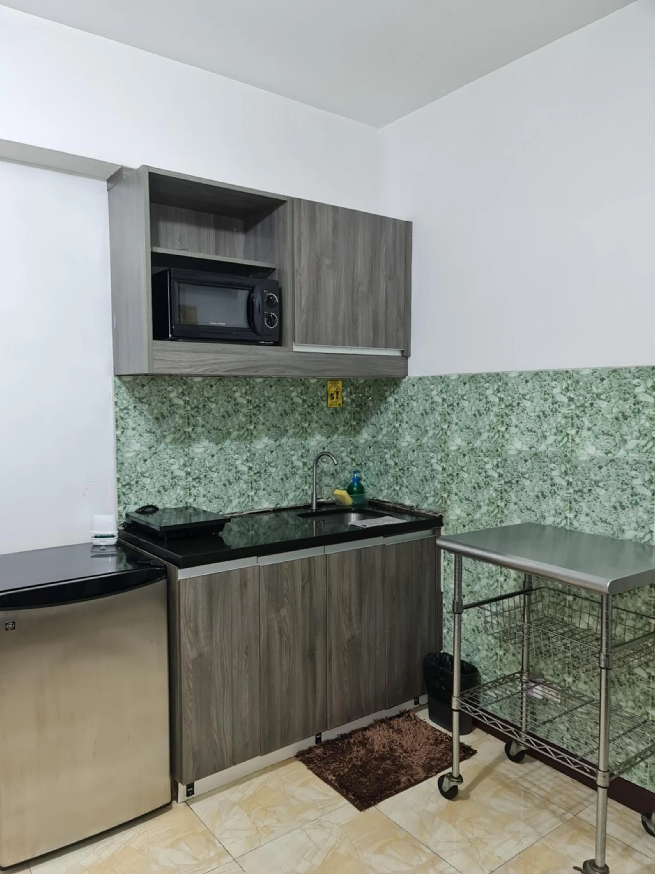 Solemare Parksuites Condominium - Condo R Us