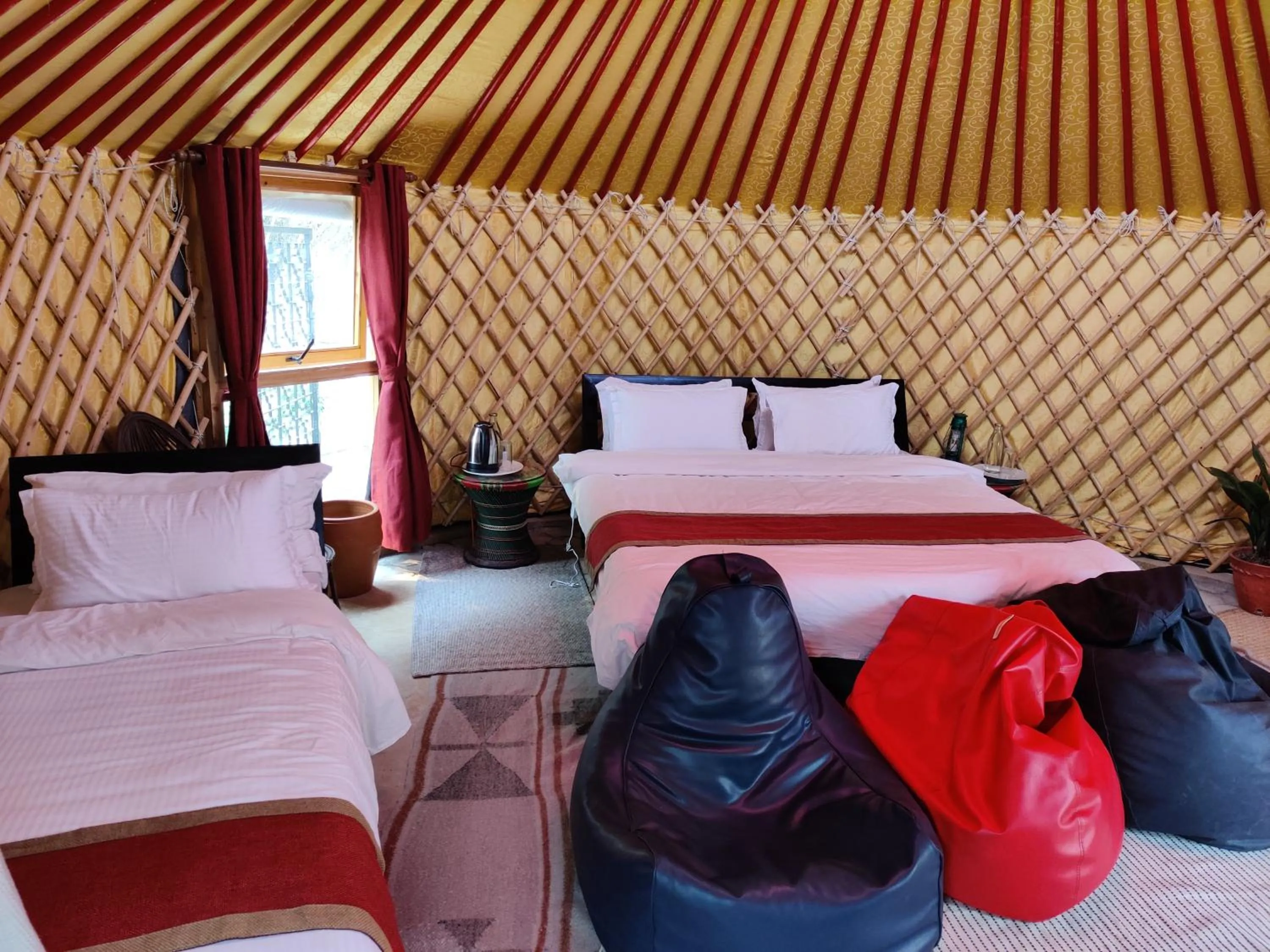 Bed in Shivapuri Heights Cottage