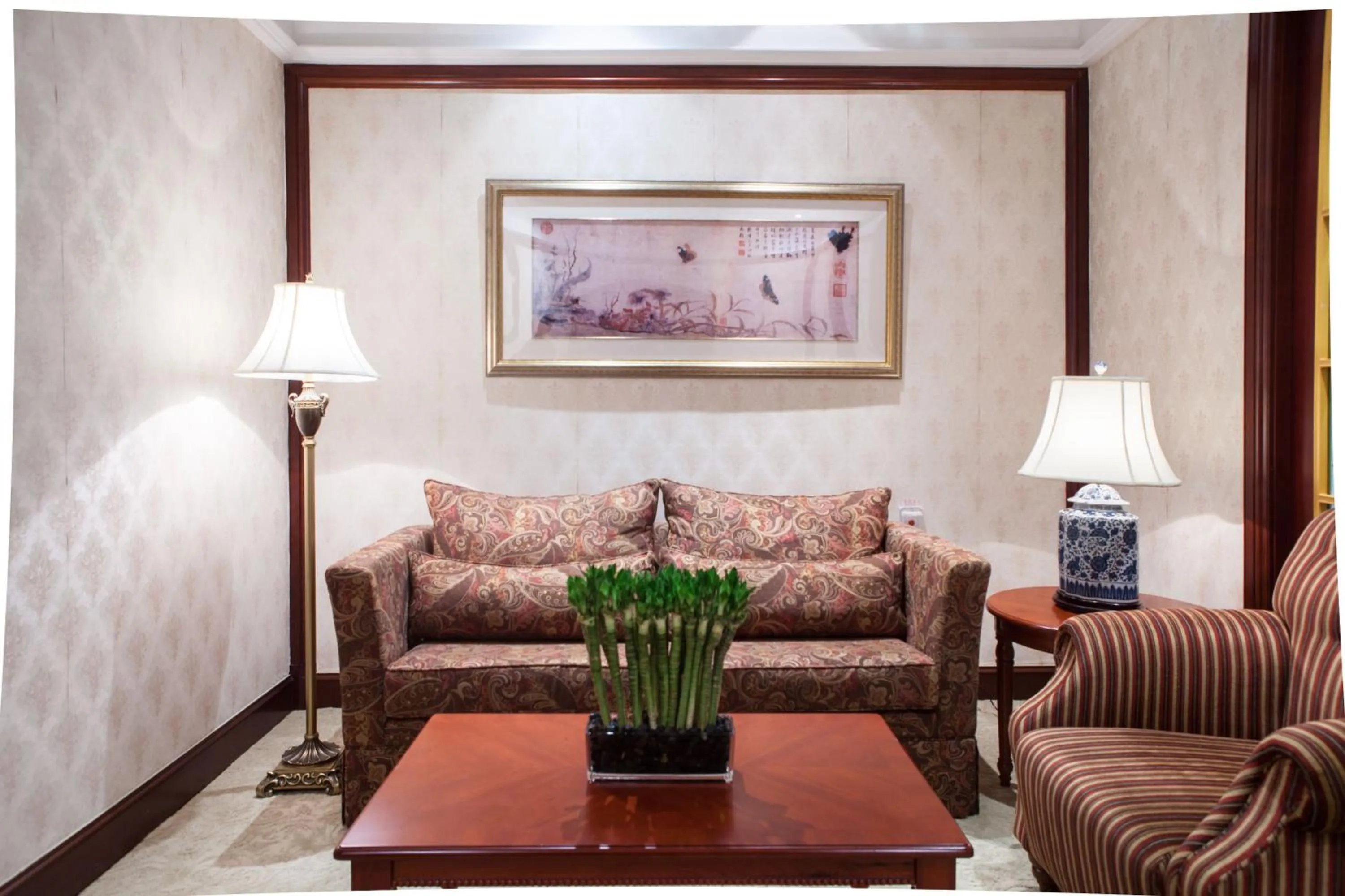 Seating Area in Sky Fortune Boutique Hotel Shanghai