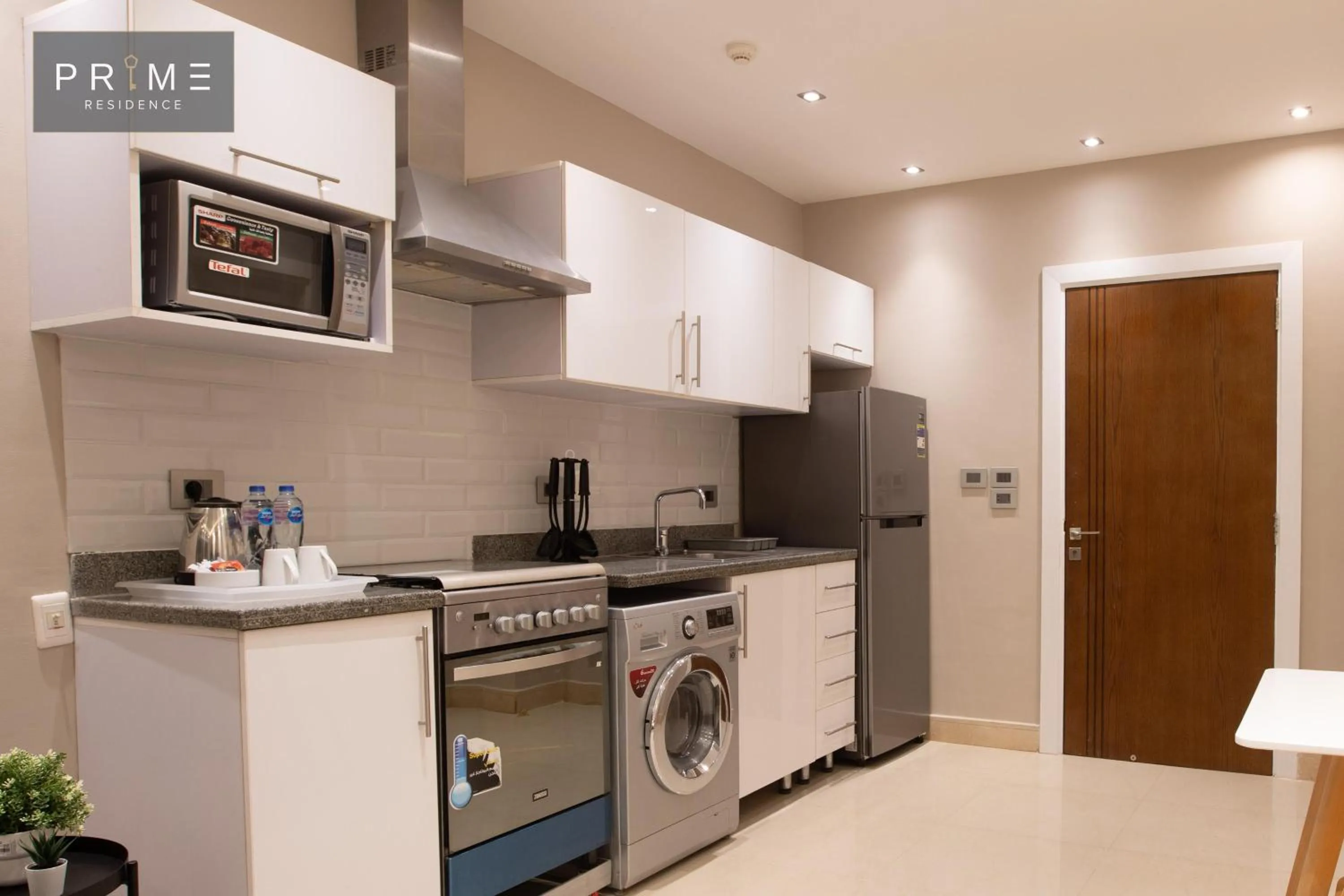 Kitchen or kitchenette in Prime Residence New Cairo