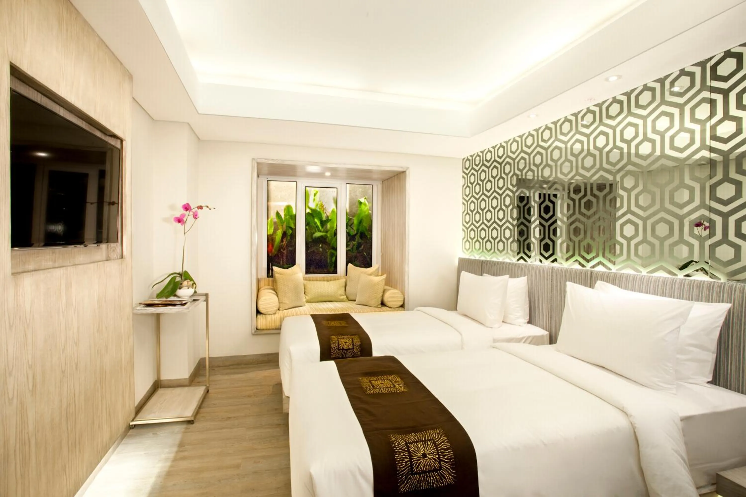 Bathroom, Bed in Hotel Daun Bali Seminyak