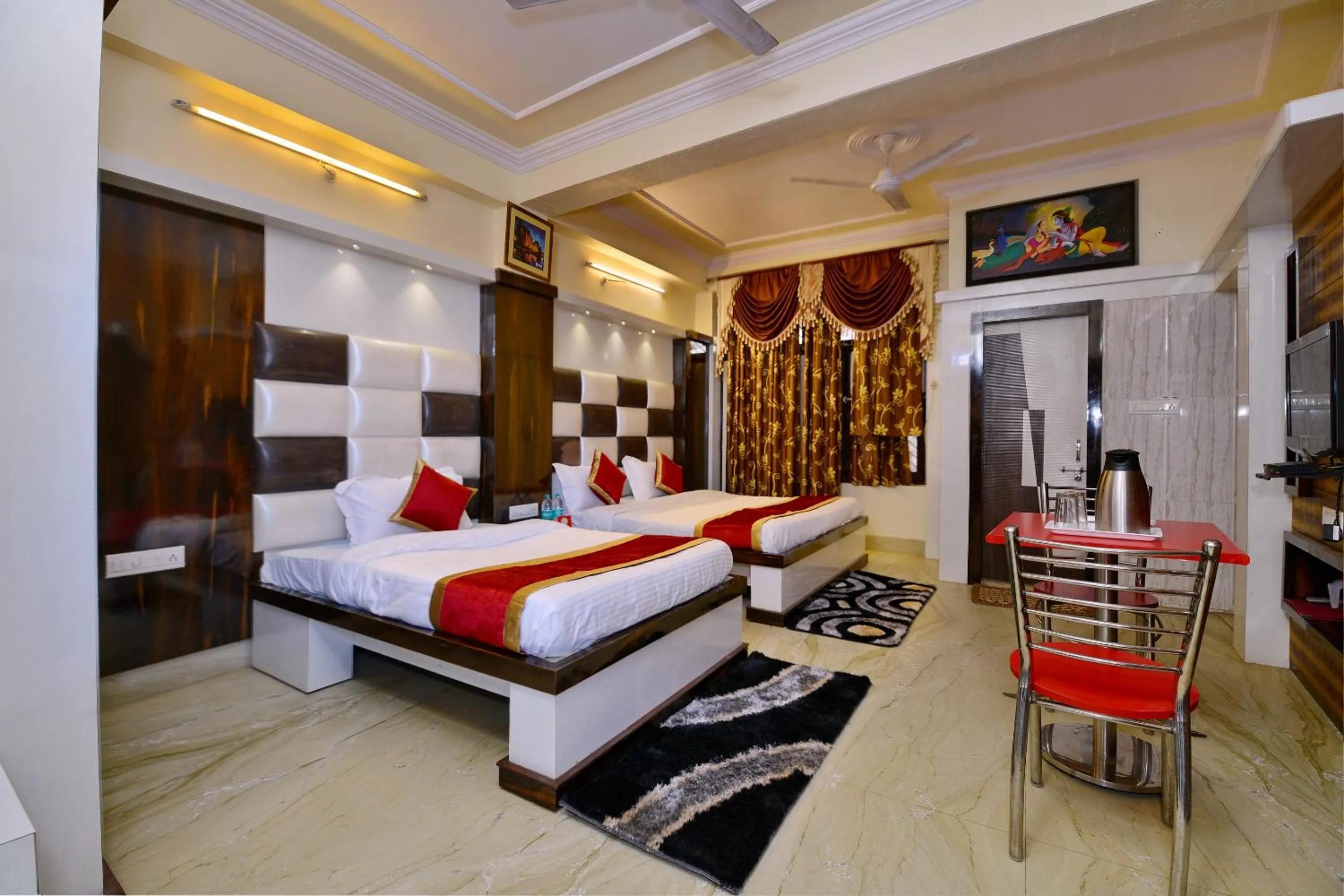 Bedroom, Bed in Super Hotel O Ganpati Plaza Ajmer