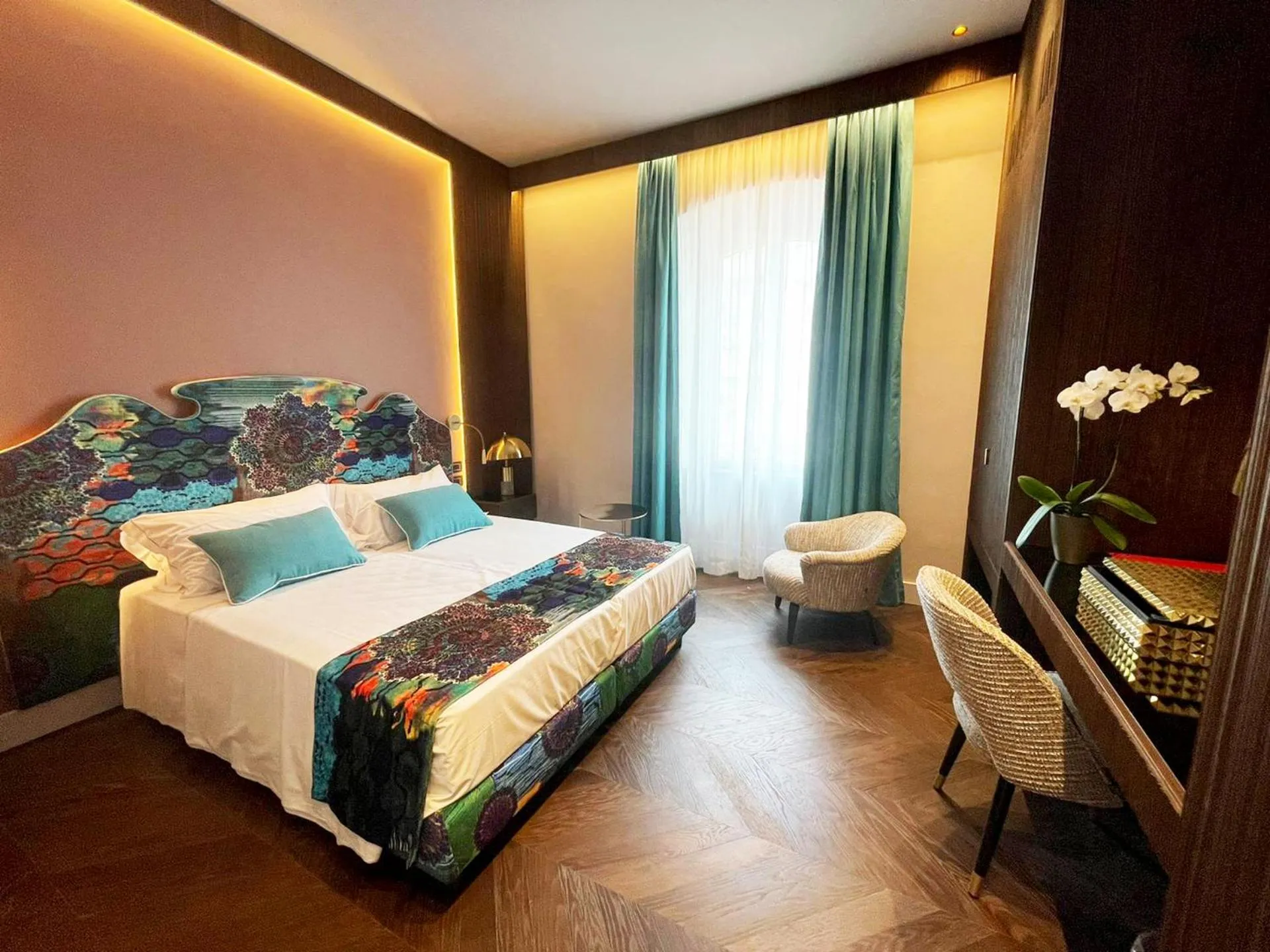 Photo of the whole room, Bed in Grand Hotel Mediterranee