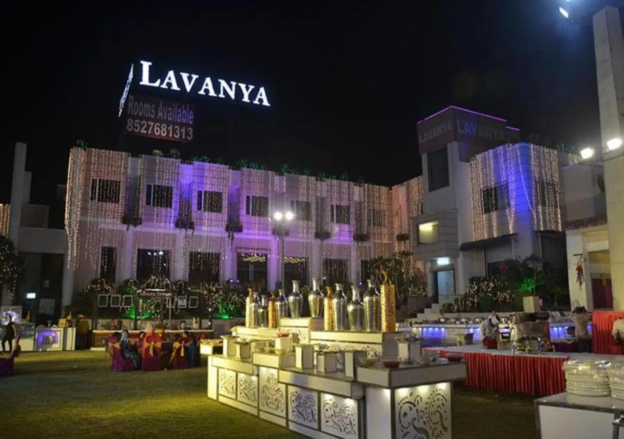 Property building in Lavanya Hotel- Near Alipur, Delhi
