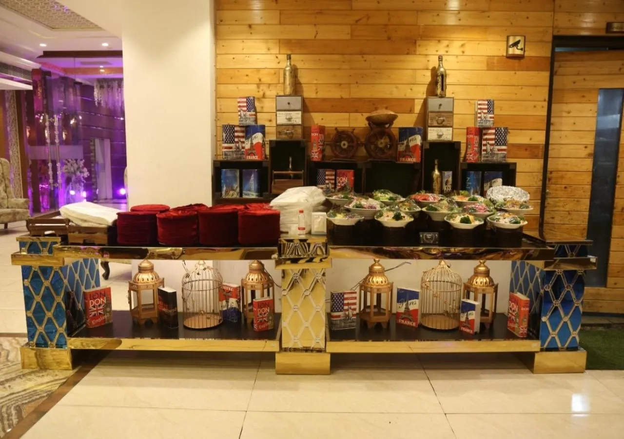 Banquet/Function facilities in Lavanya Hotel- Near Alipur, Delhi