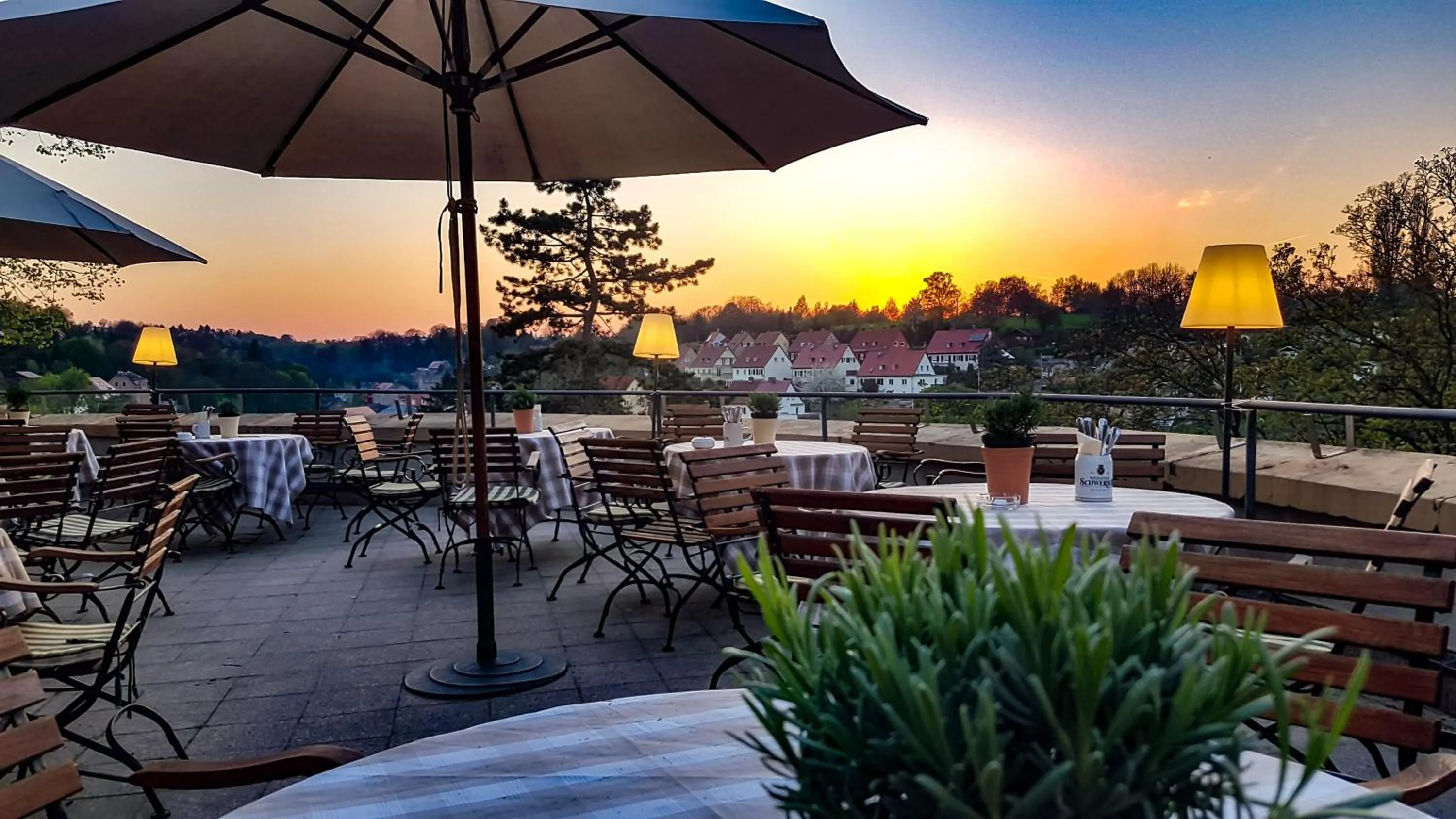 Restaurant/places to eat in Romantik Hotel Burgkeller Residenz Kerstinghaus