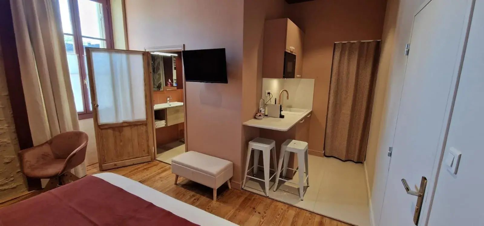 King Studio in La Sauternaise, luxury Boutique B&B King Studio in La Sauternaise, luxury Boutique B&B