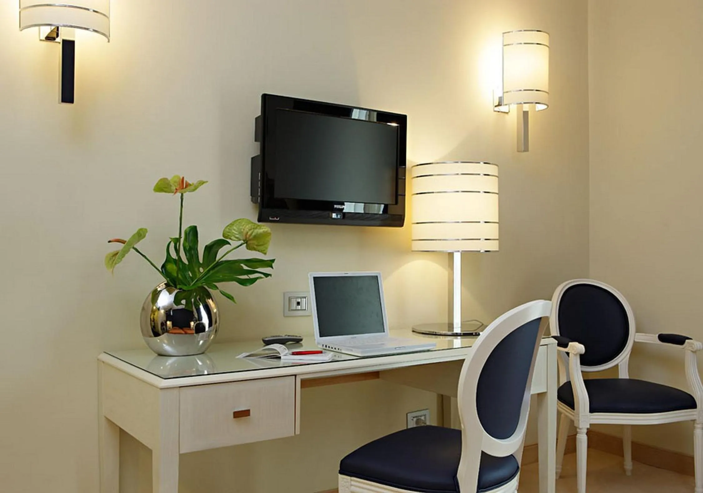 Decorative detail in Just Hotel Lomazzo Fiera