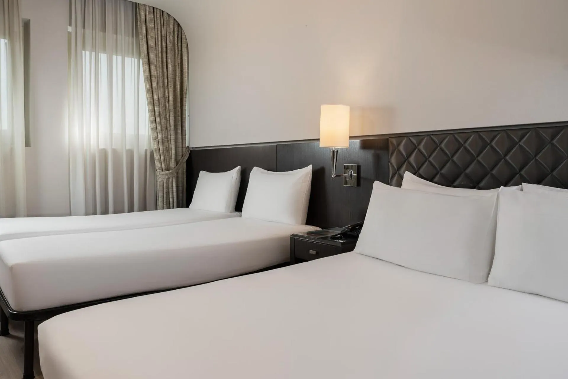 Bed in Just Hotel Lomazzo Fiera