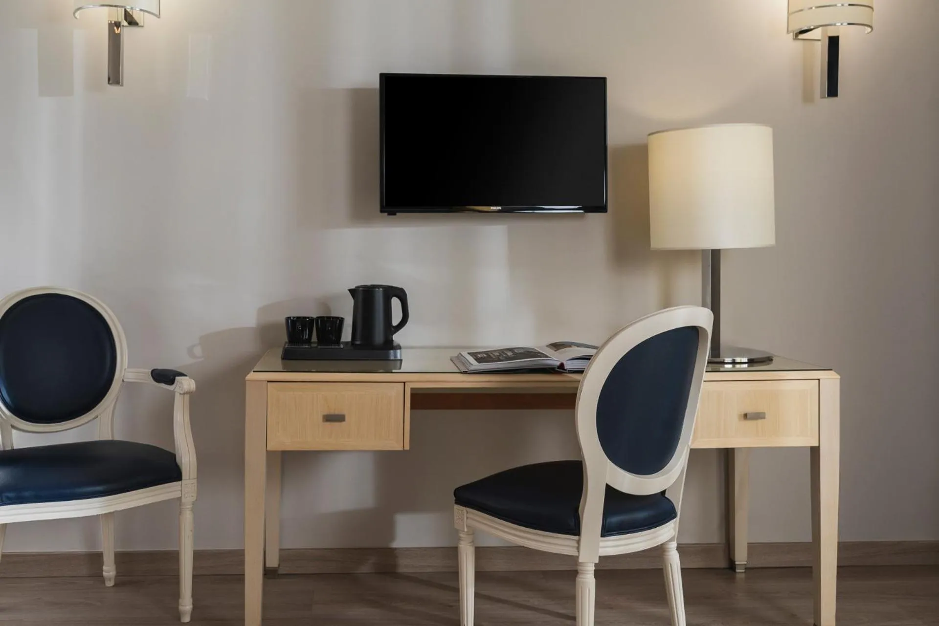 TV and multimedia in Just Hotel Lomazzo Fiera