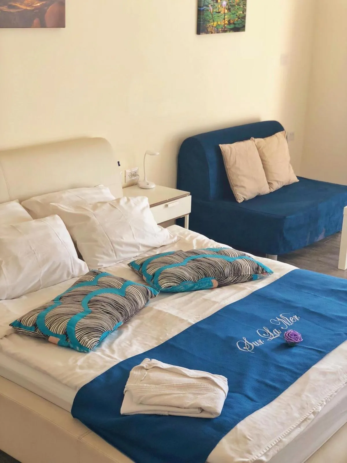 Bedroom, Bed in Sur La Mer Hotel Ashdod