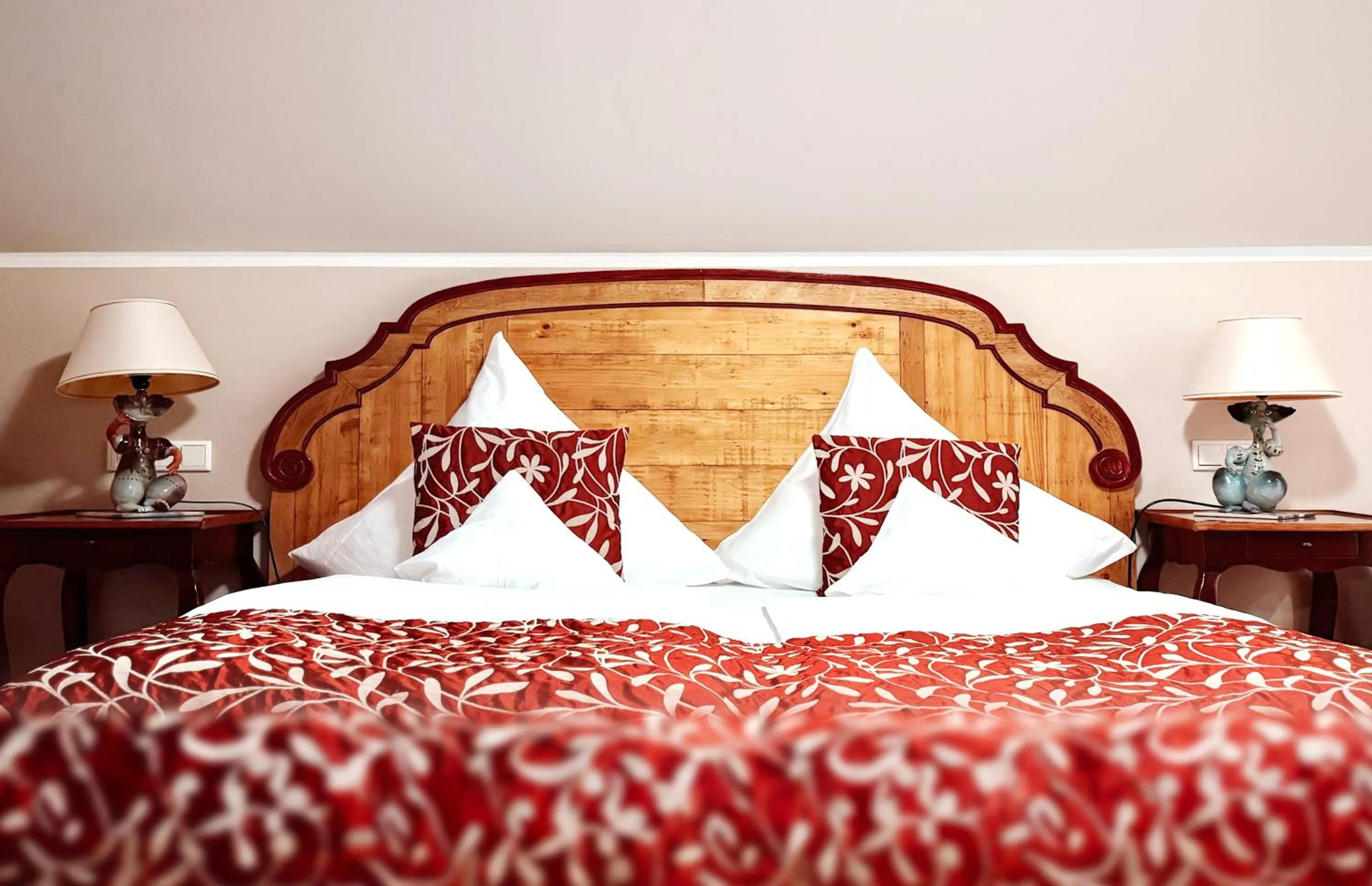 Photo of the whole room, Bed in Romantik Alpenhotel Waxenstein