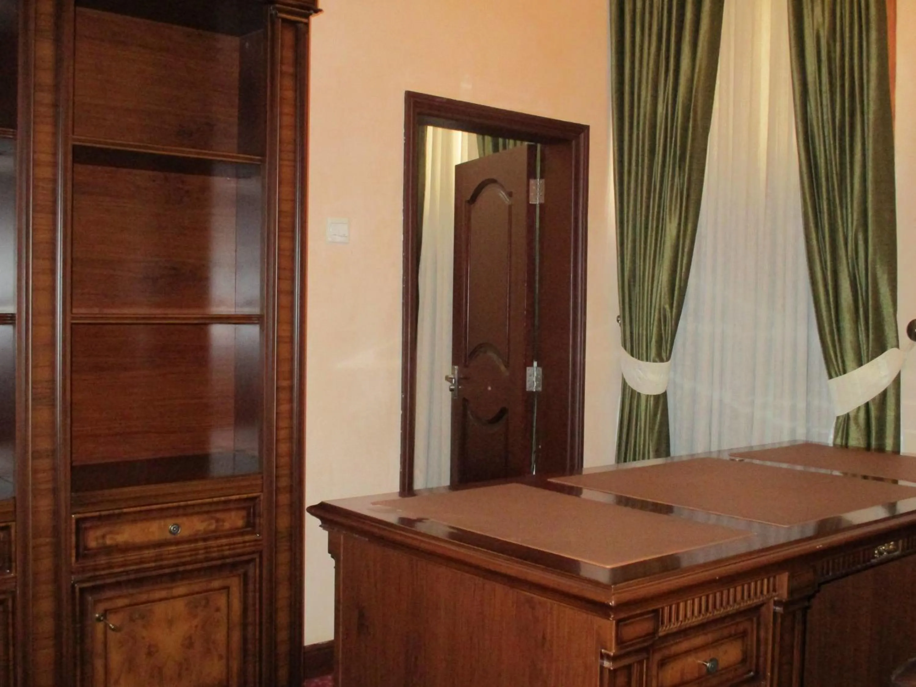 Decorative detail in Imperial Royale Hotel