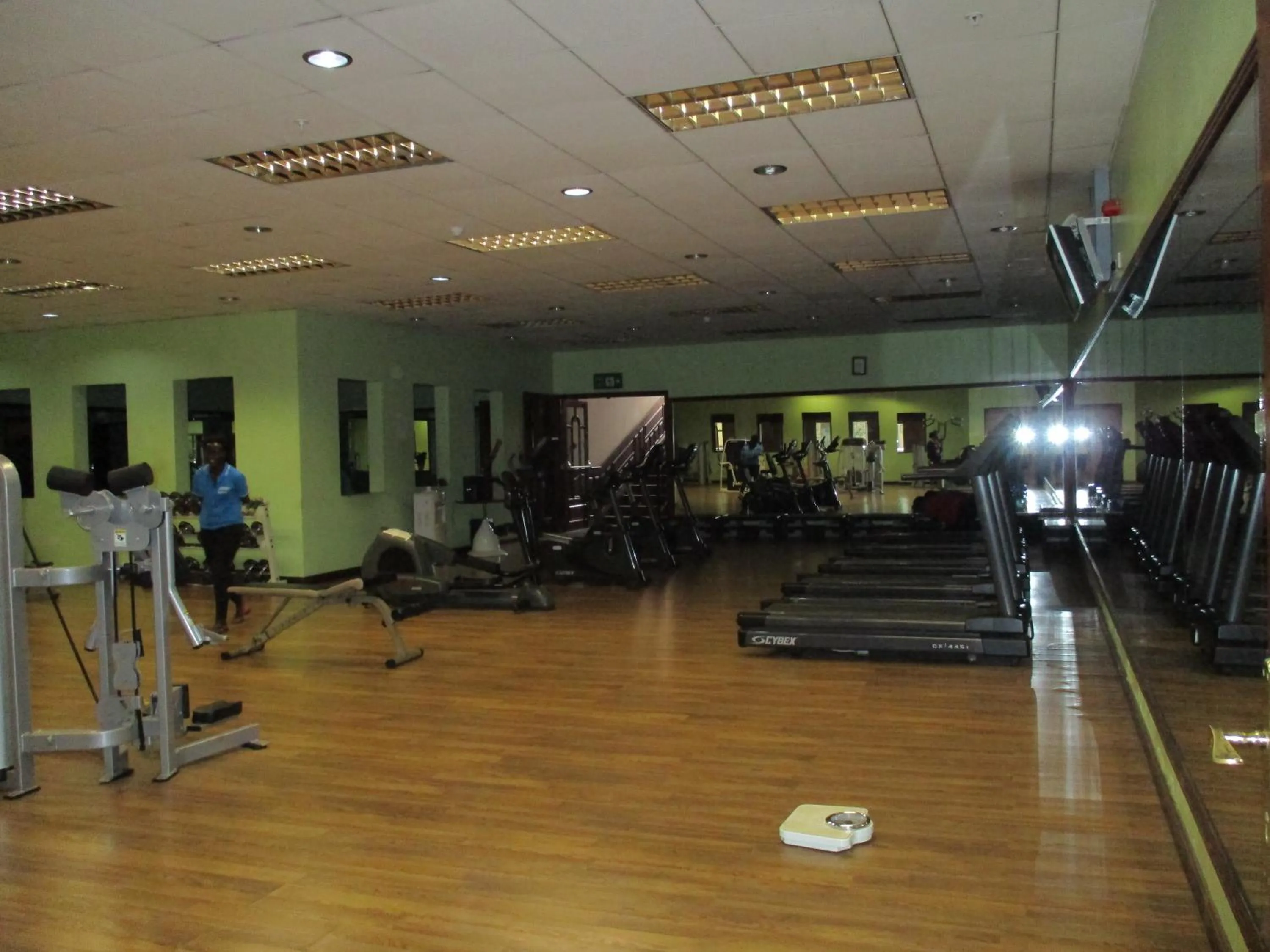 Fitness centre/facilities in Imperial Royale Hotel