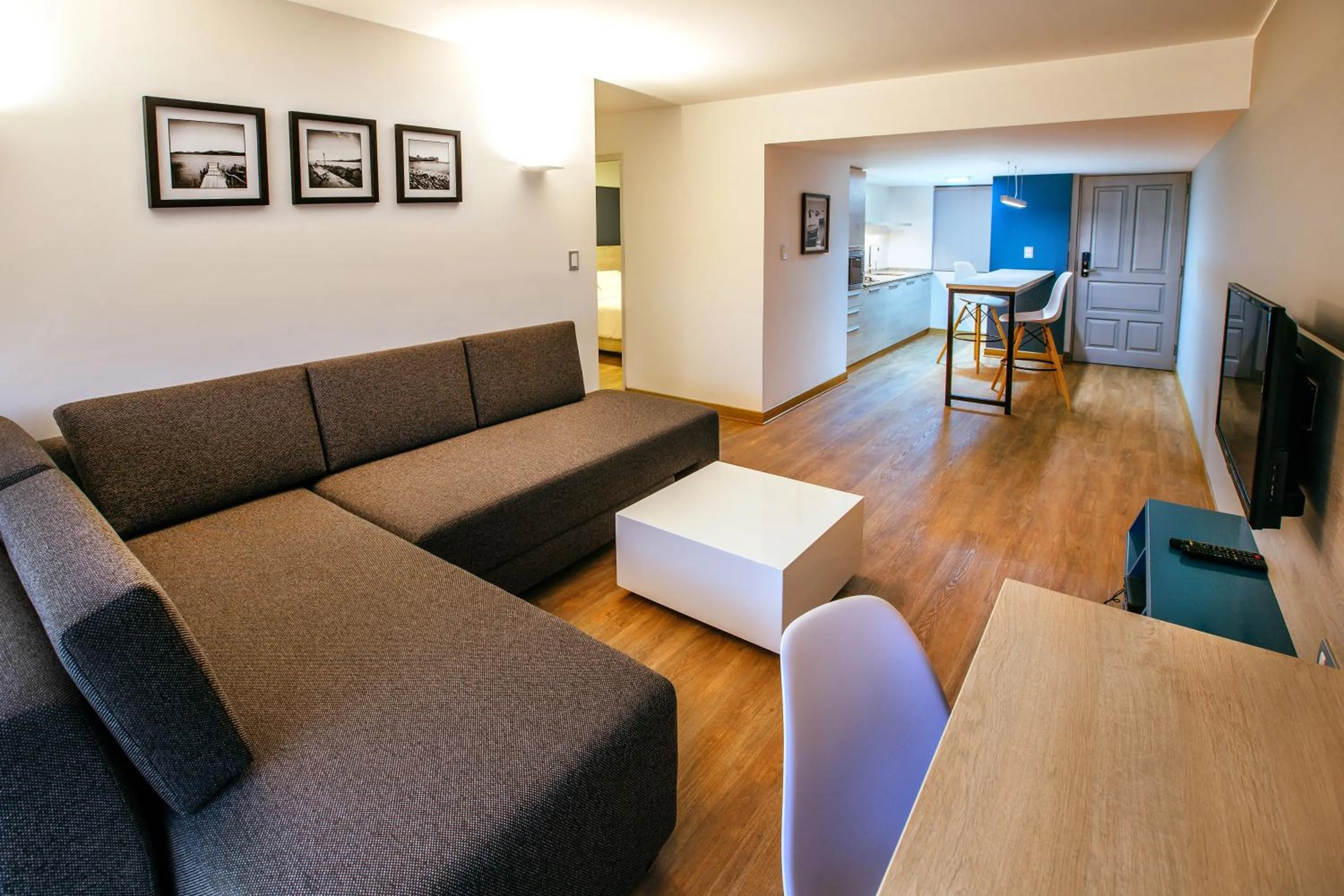 Photo of the whole room in Daniel's Apart Hotel