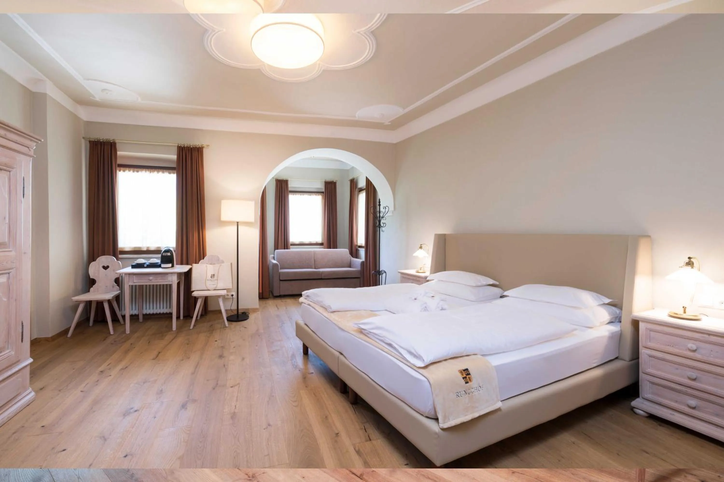 Bed in Hotel Ansitz Rungghof