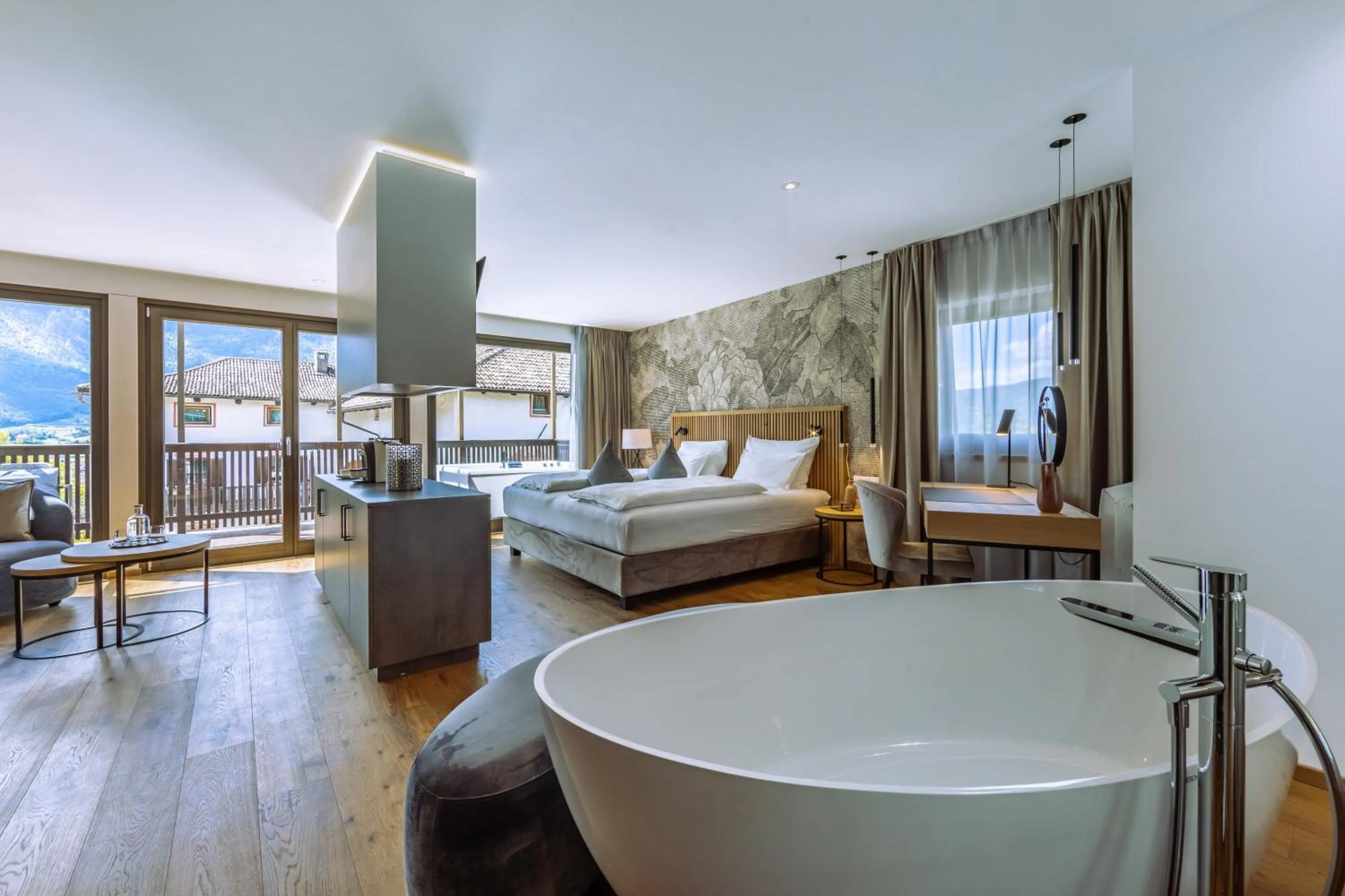 Photo of the whole room, Bed in Hotel Ansitz Rungghof