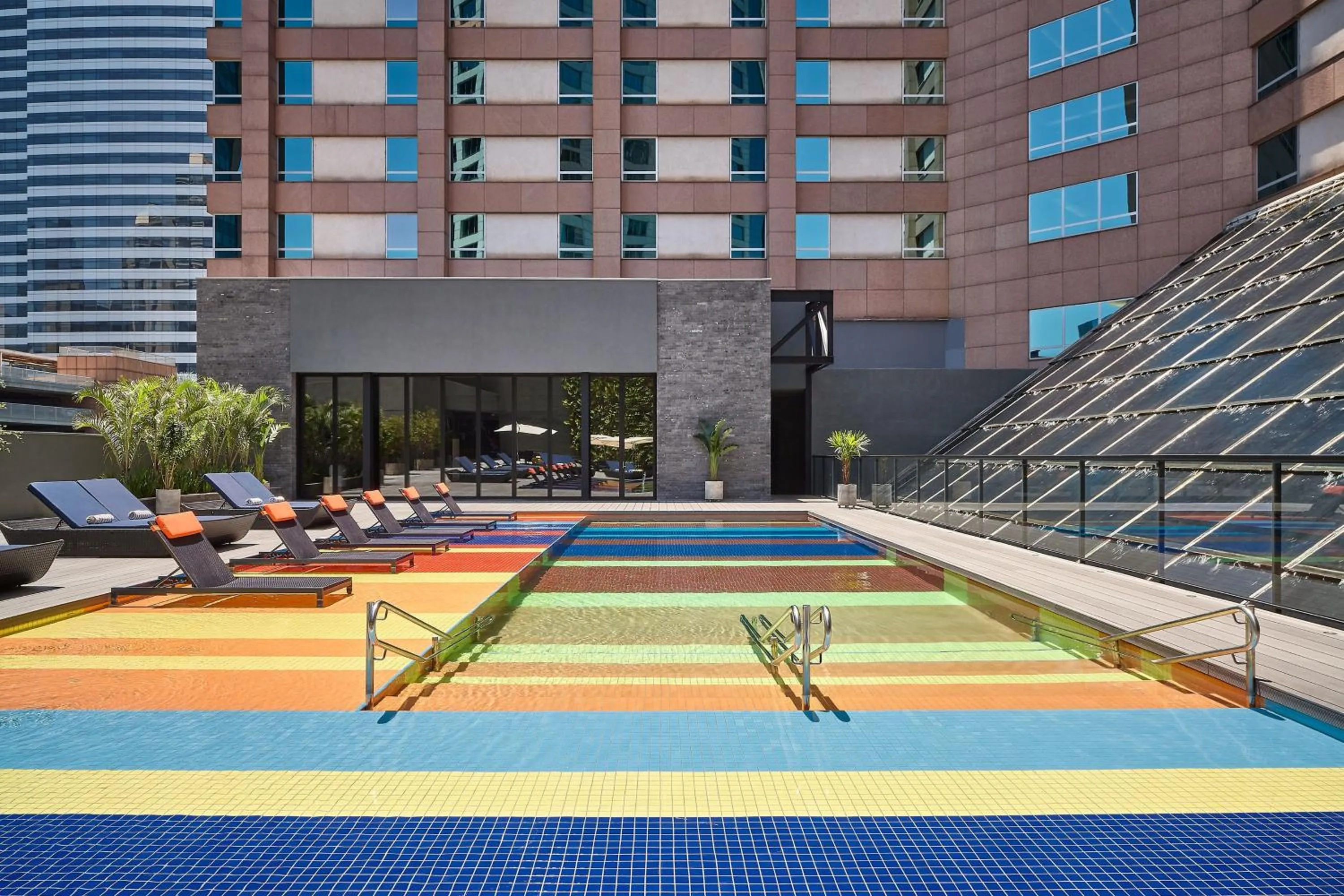 Swimming pool in Sheraton São Paulo WTC Hotel