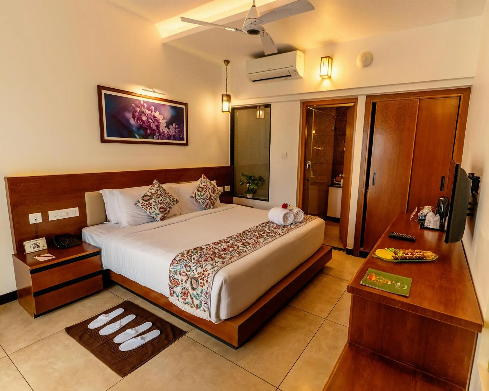 Bedroom, Bed in The Leaf Munnar