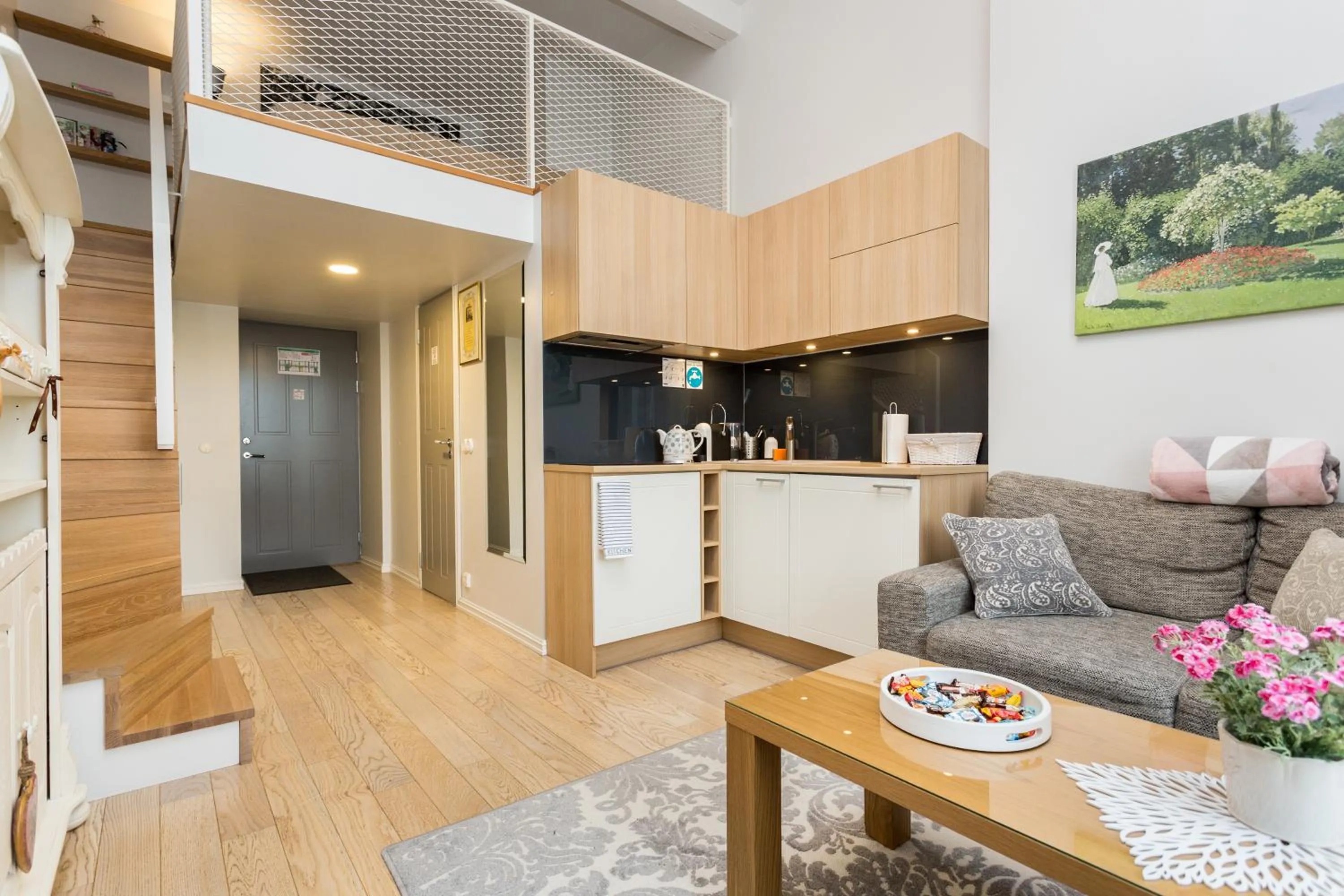 Photo of the whole room in Angleterre Apartments