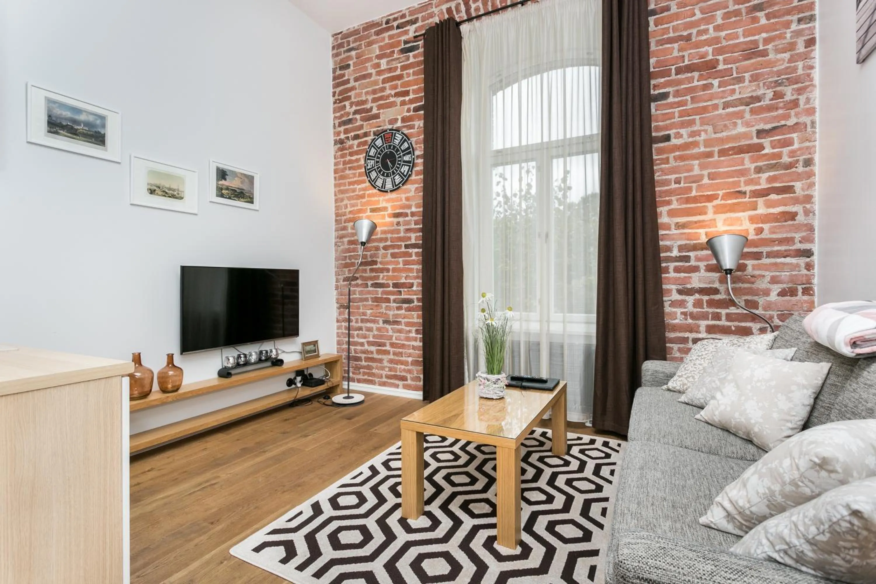 Photo of the whole room in Angleterre Apartments