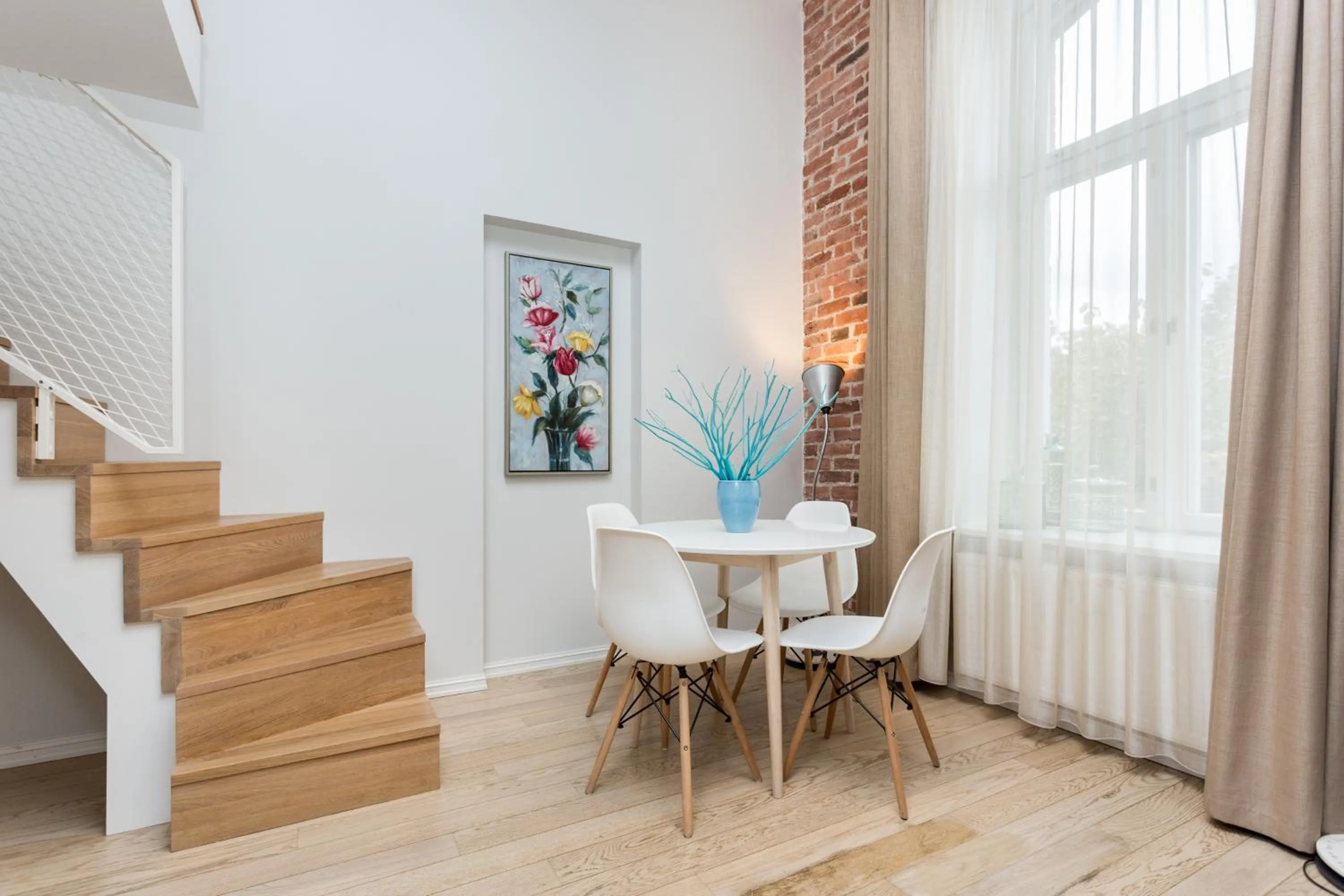 Photo of the whole room in Angleterre Apartments