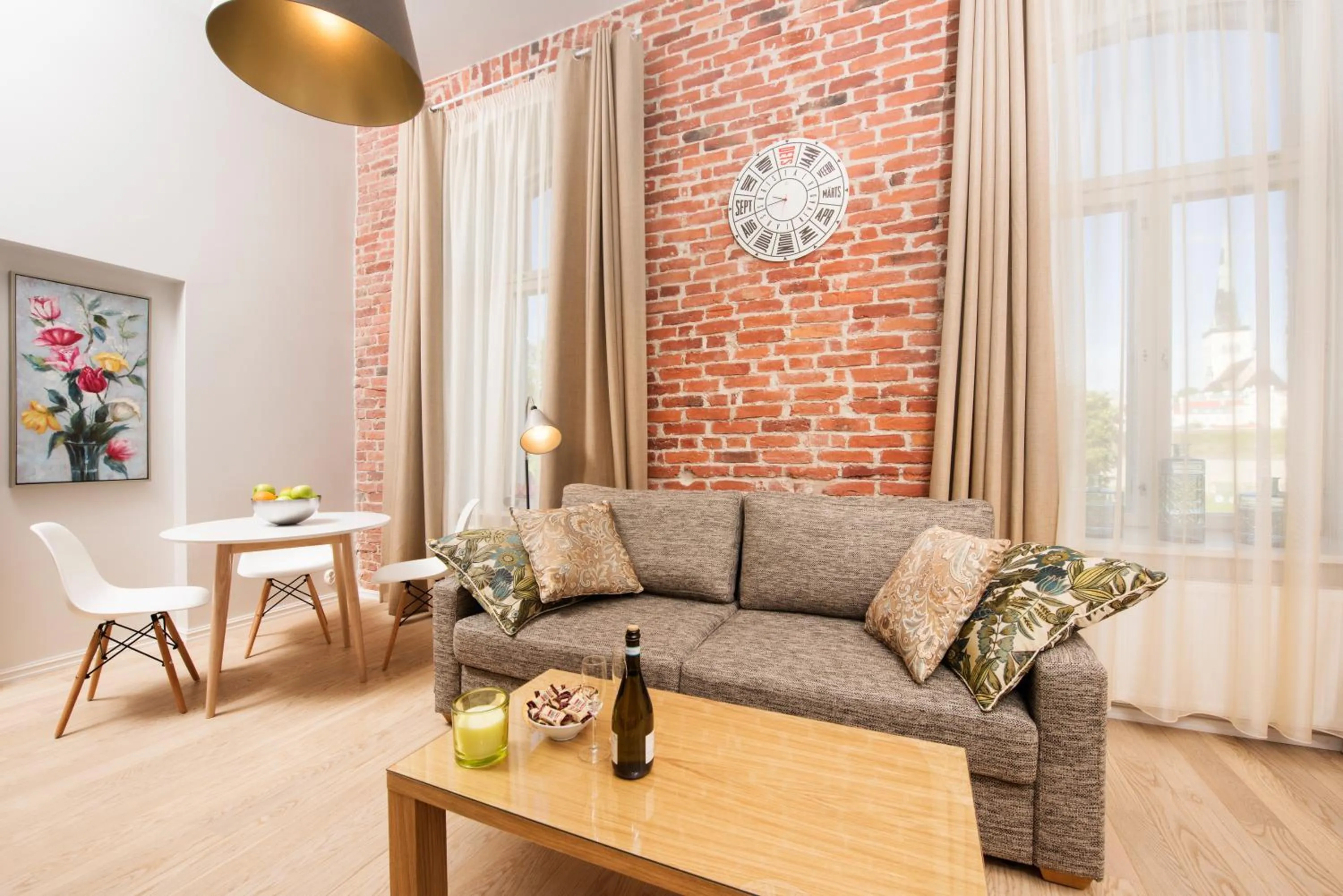 Living room in Angleterre Apartments