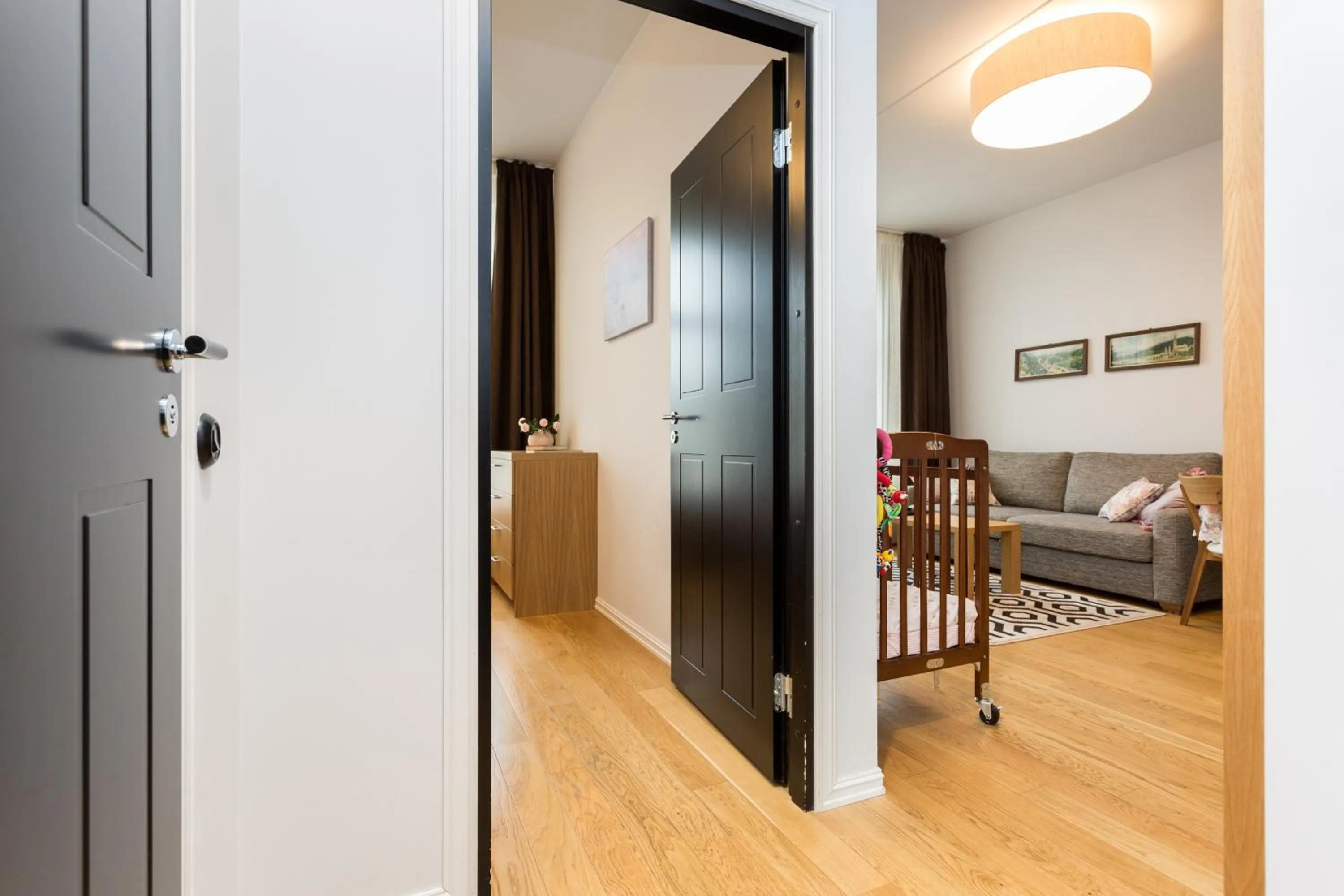 Photo of the whole room in Angleterre Apartments