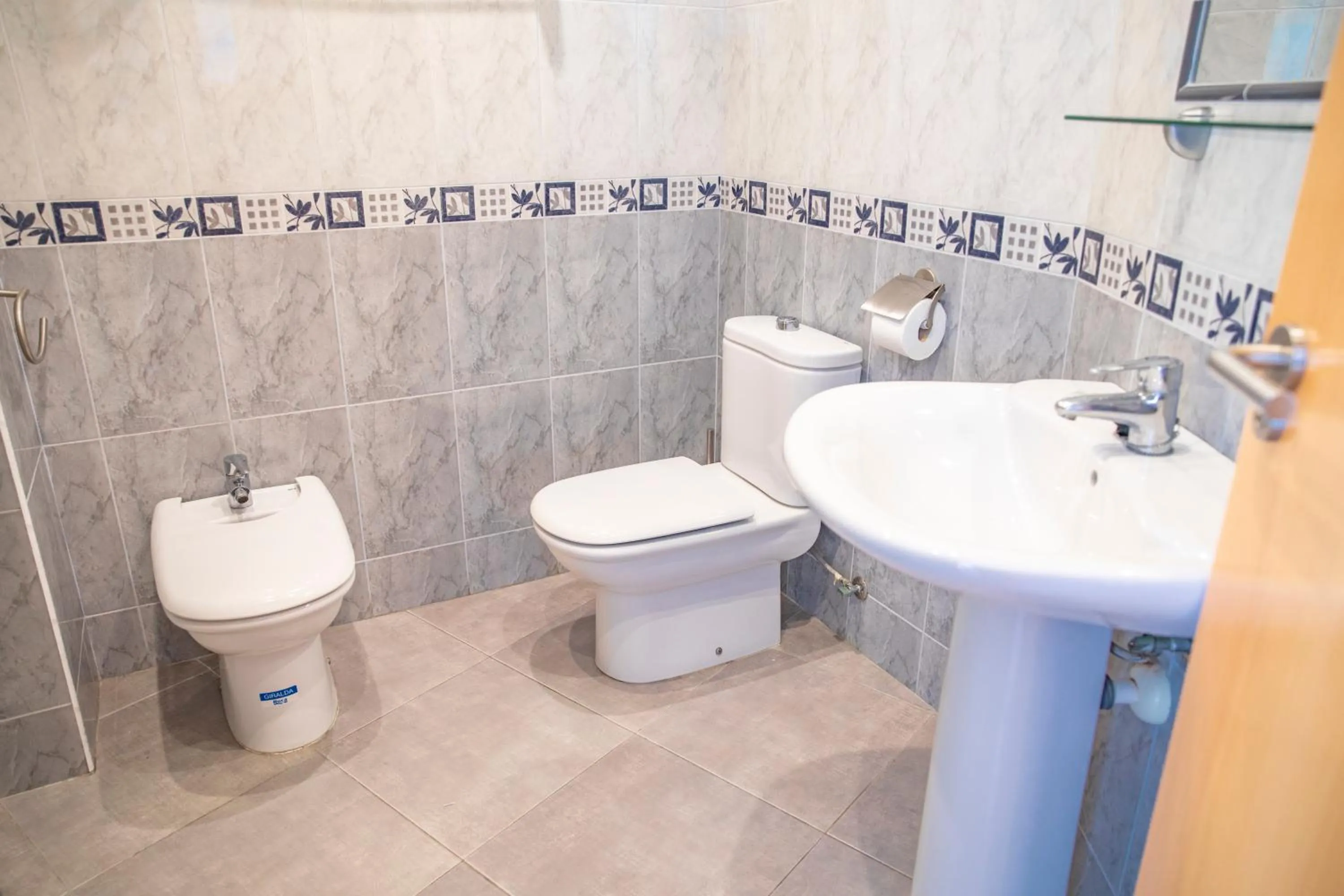 Bathroom in Palm Beach Club Apartamentos Carihuela