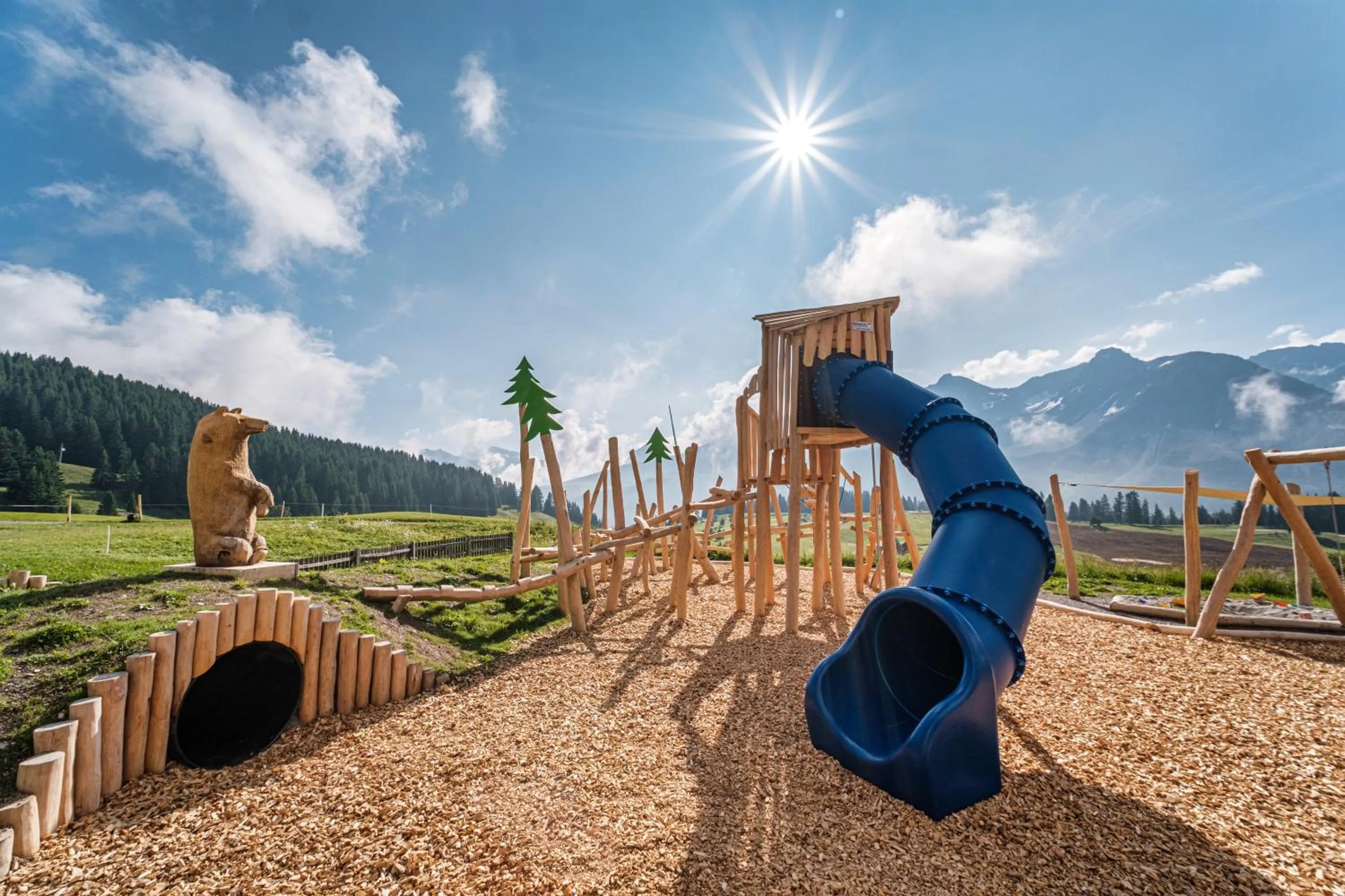 Children play ground in Golf- & Sporthotel Hof Maran