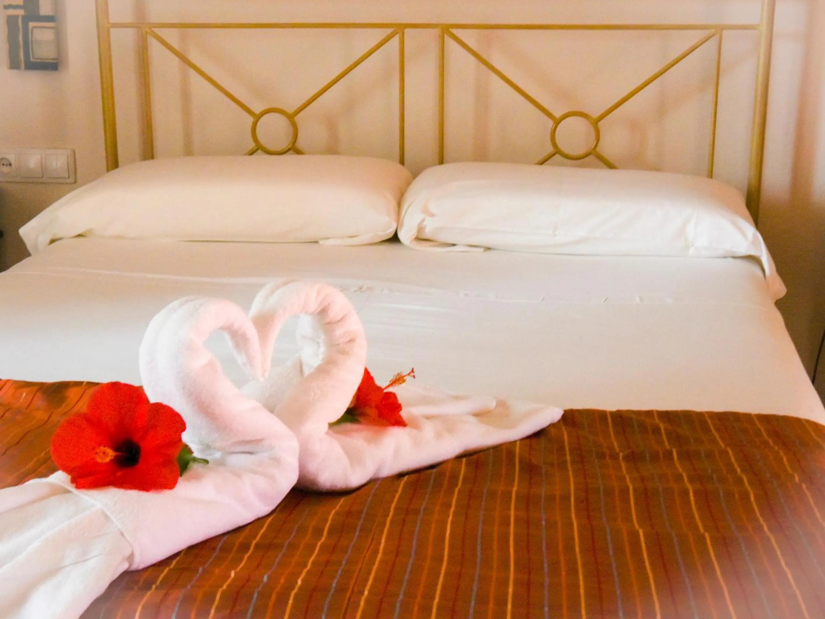 Bed in Hotel de Naturaleza Rodalquilar & Spa Cabo de Gata