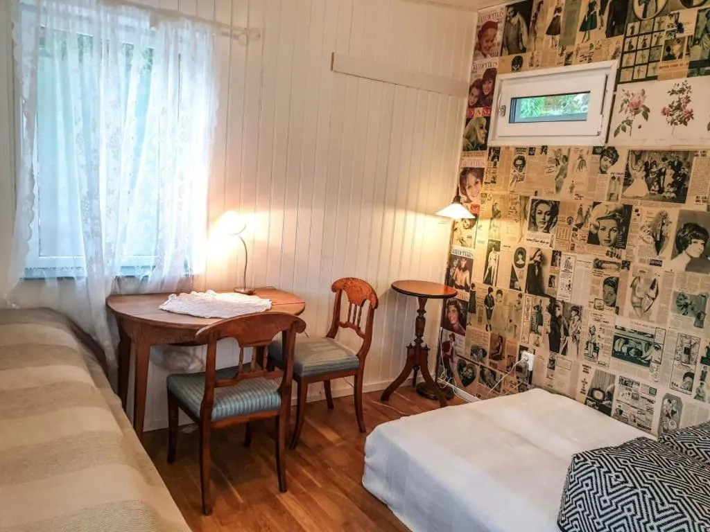 Photo of the whole room, Bed in Skotteksgården Cottages
