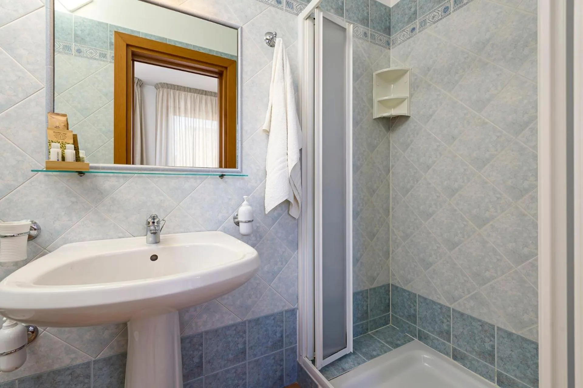 Shower in Sun Garden