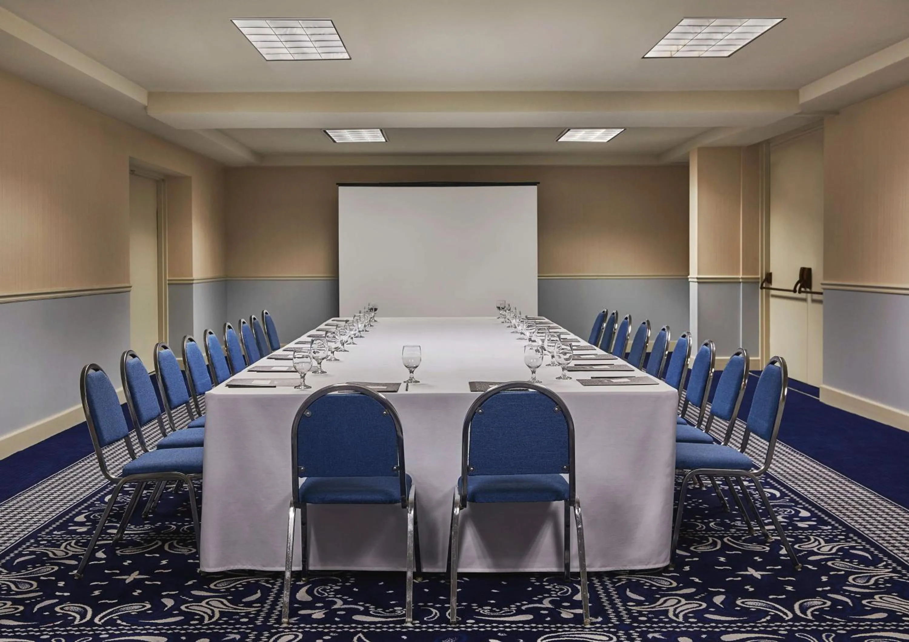 Meeting/conference room in Graduate by Hilton Lincoln