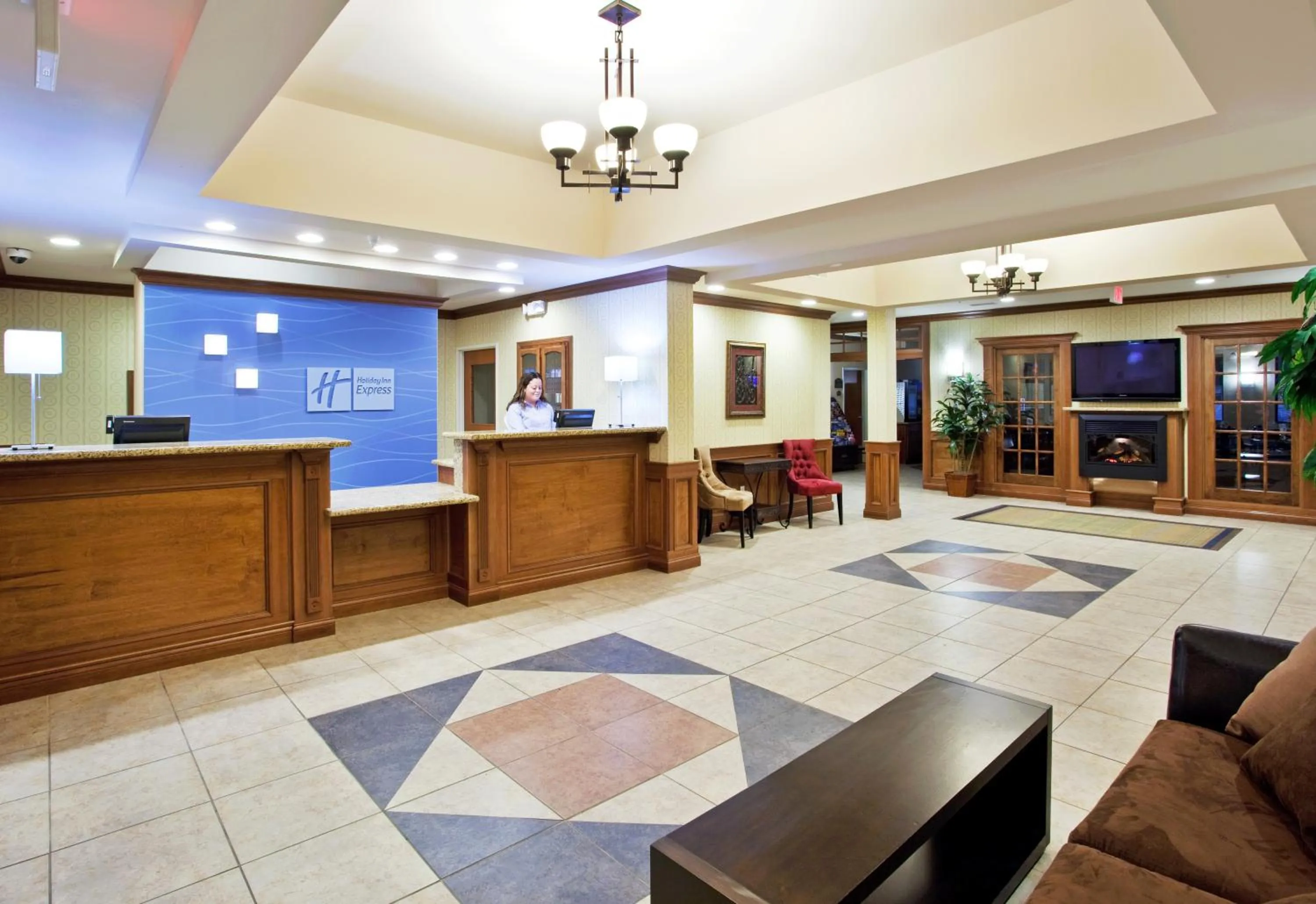 Lobby or reception in Holiday Inn Express Hotel & Suites Howell by IHG