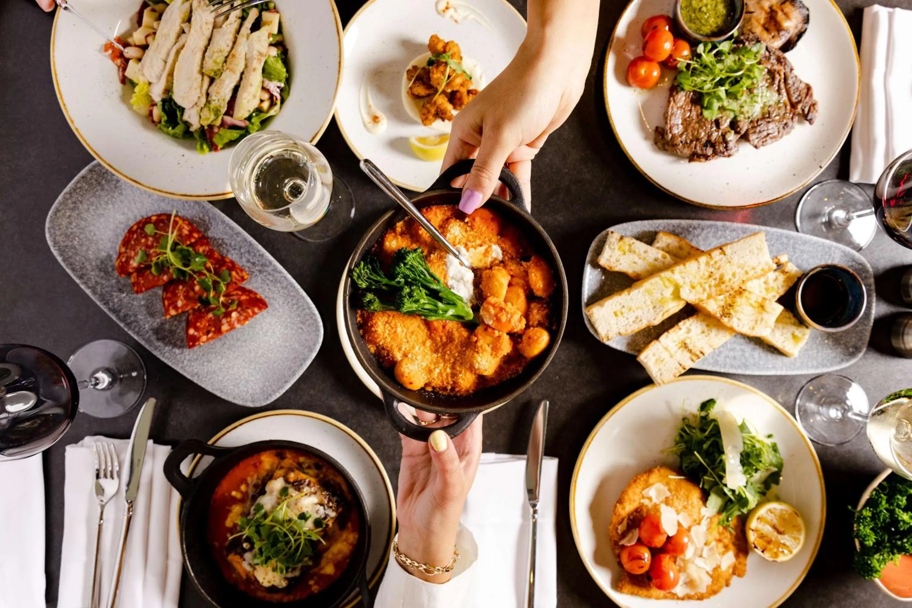 Restaurant/places to eat in Park Plaza London Waterloo