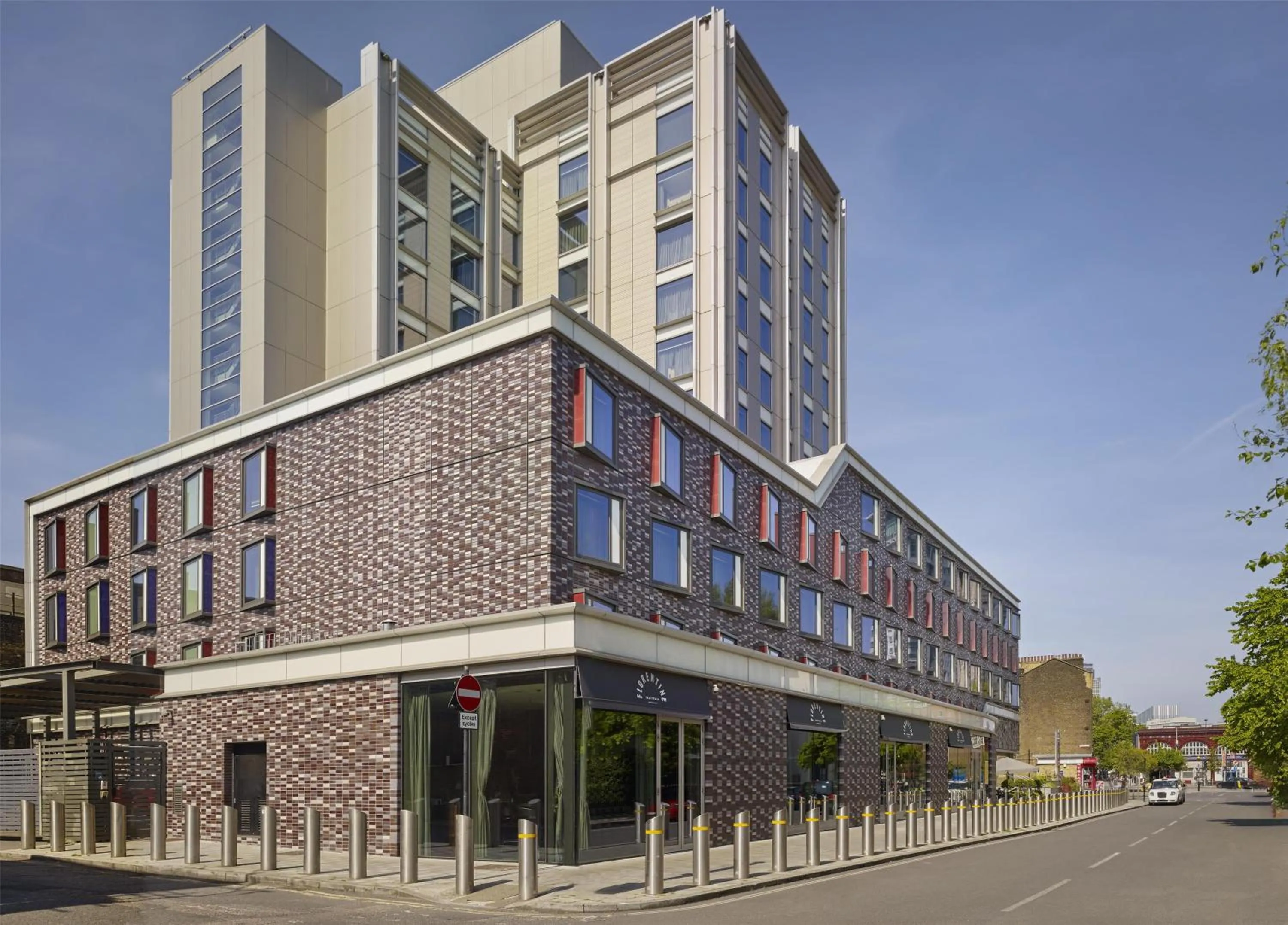 Property building in Park Plaza London Waterloo