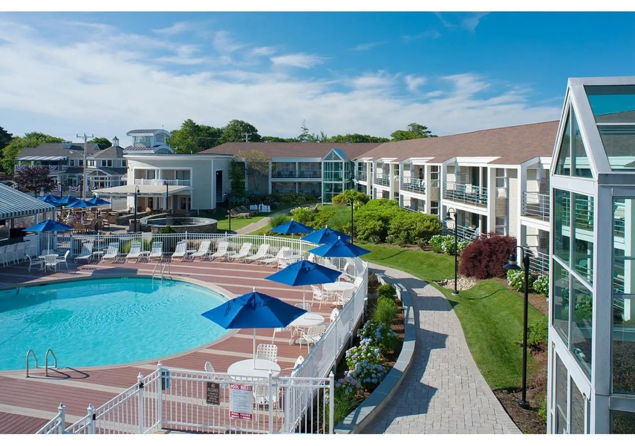 Swimming pool in Hyannis Harbor Hotel