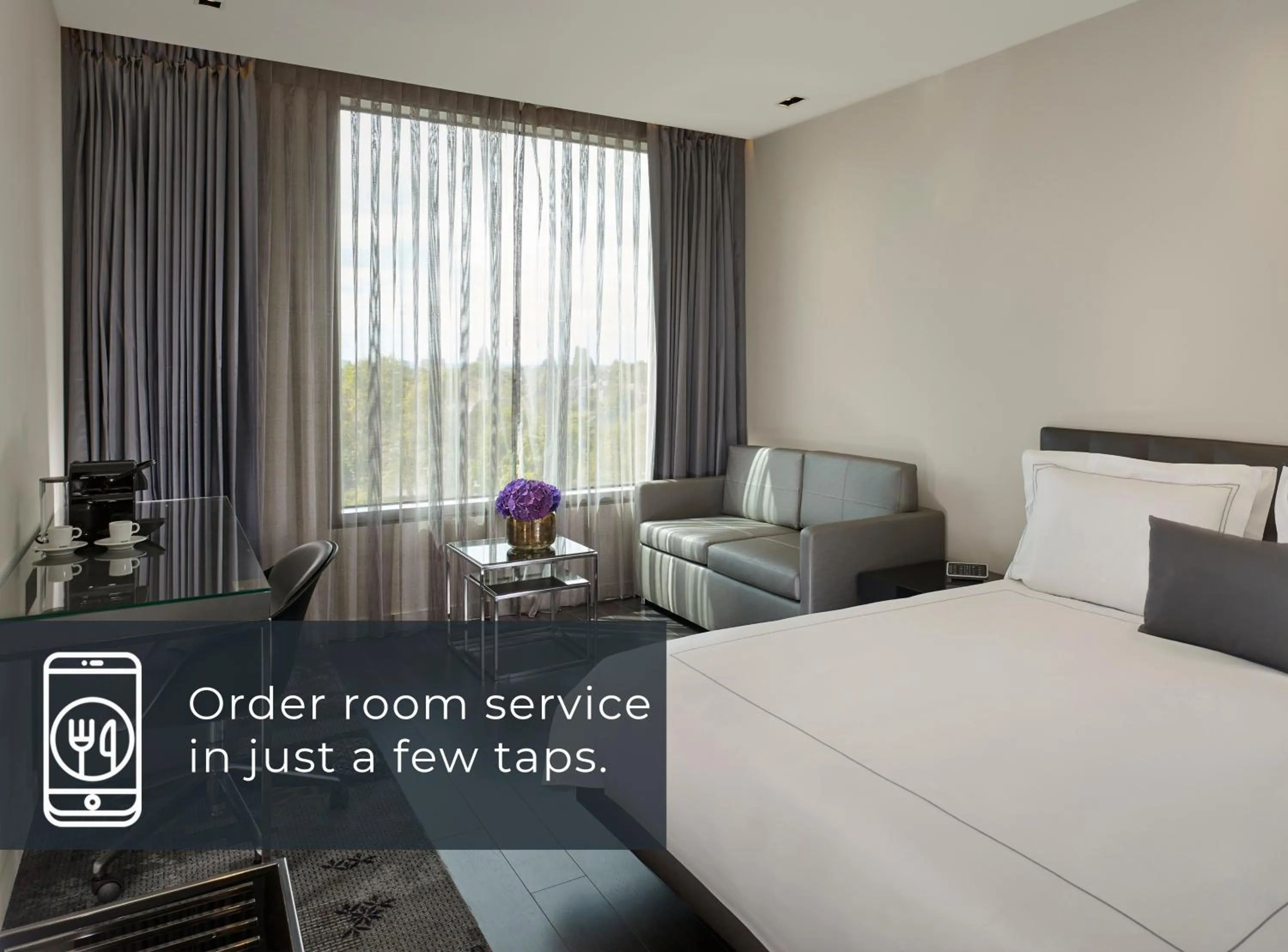 Bedroom, Bed in Park Plaza London, Park Royal