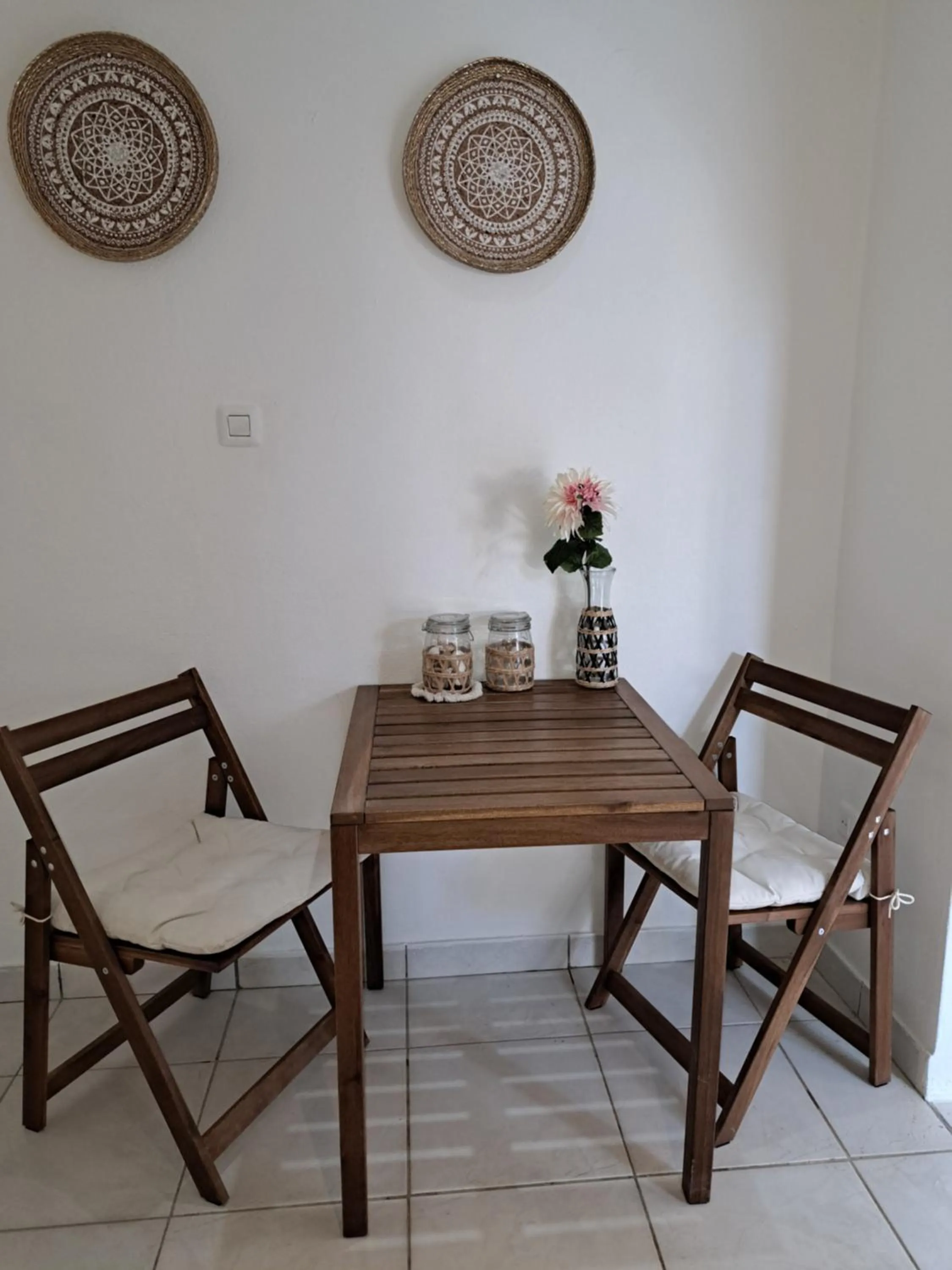 Dining area in BnBBonaire near the ocean