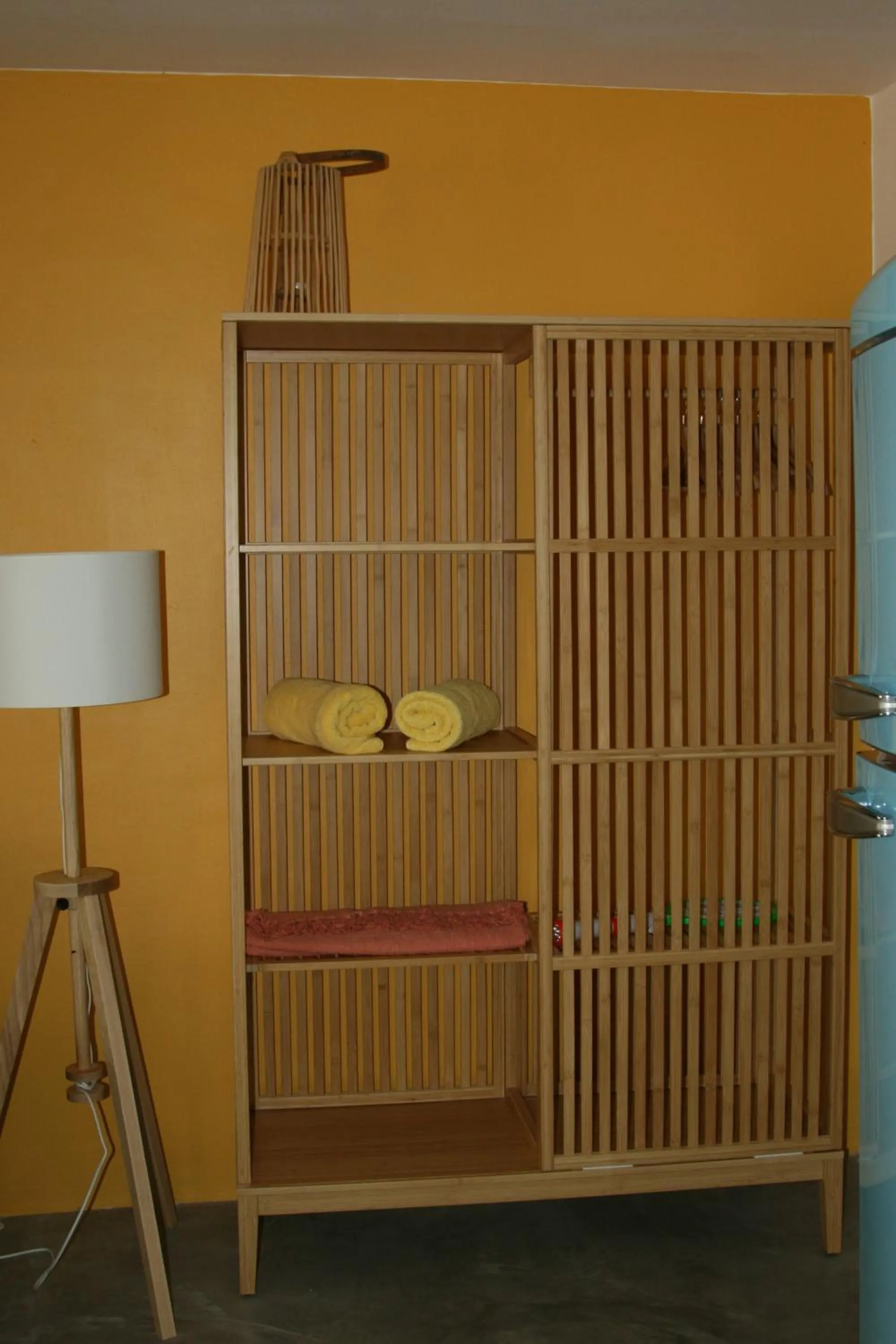 wardrobe in BnBBonaire near the ocean