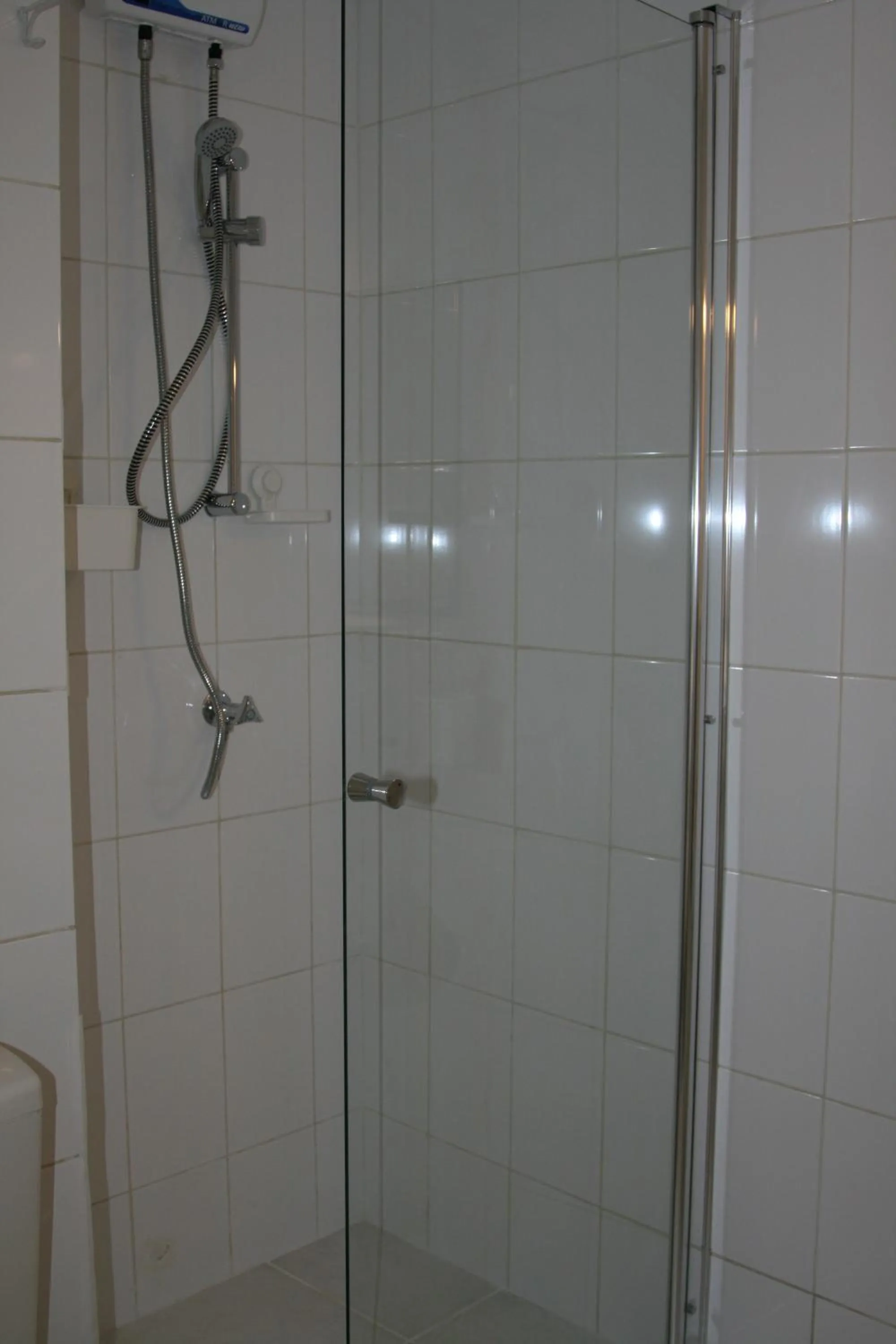 Shower in BnBBonaire near the ocean