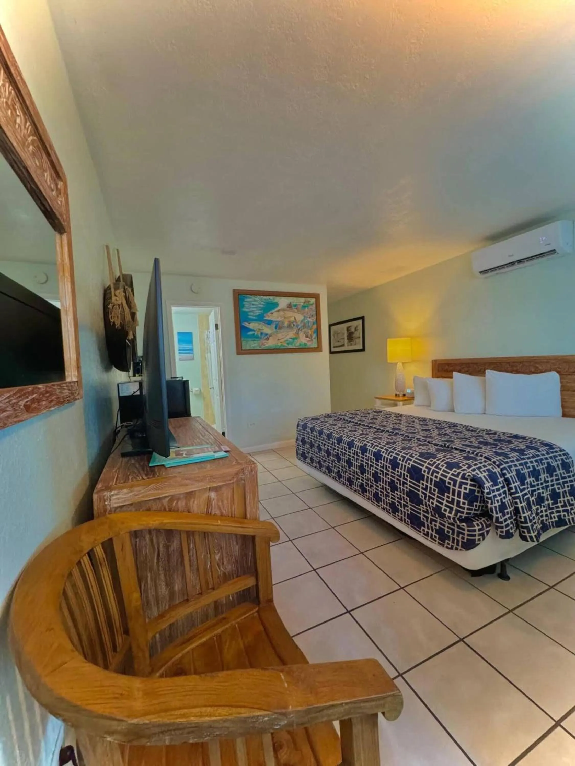 Bed in Creekside Inn