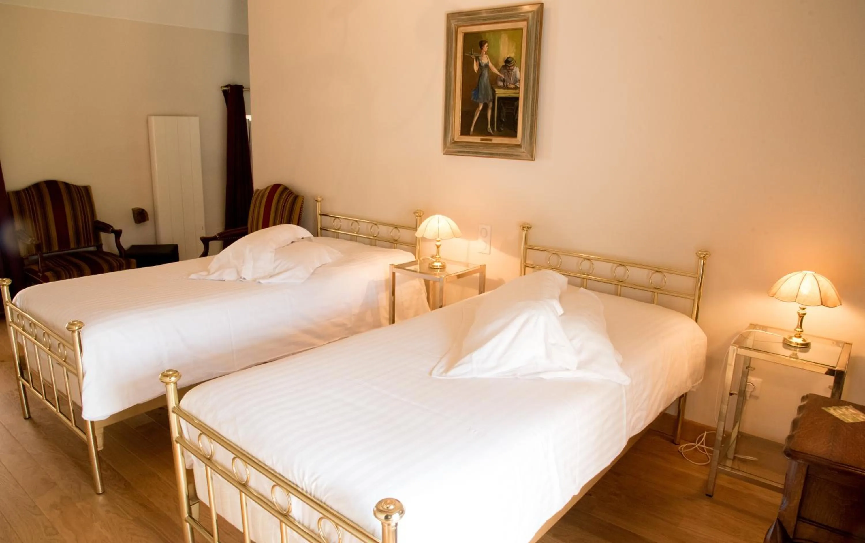 Photo of the whole room, Bed in Le Logis D'Azé