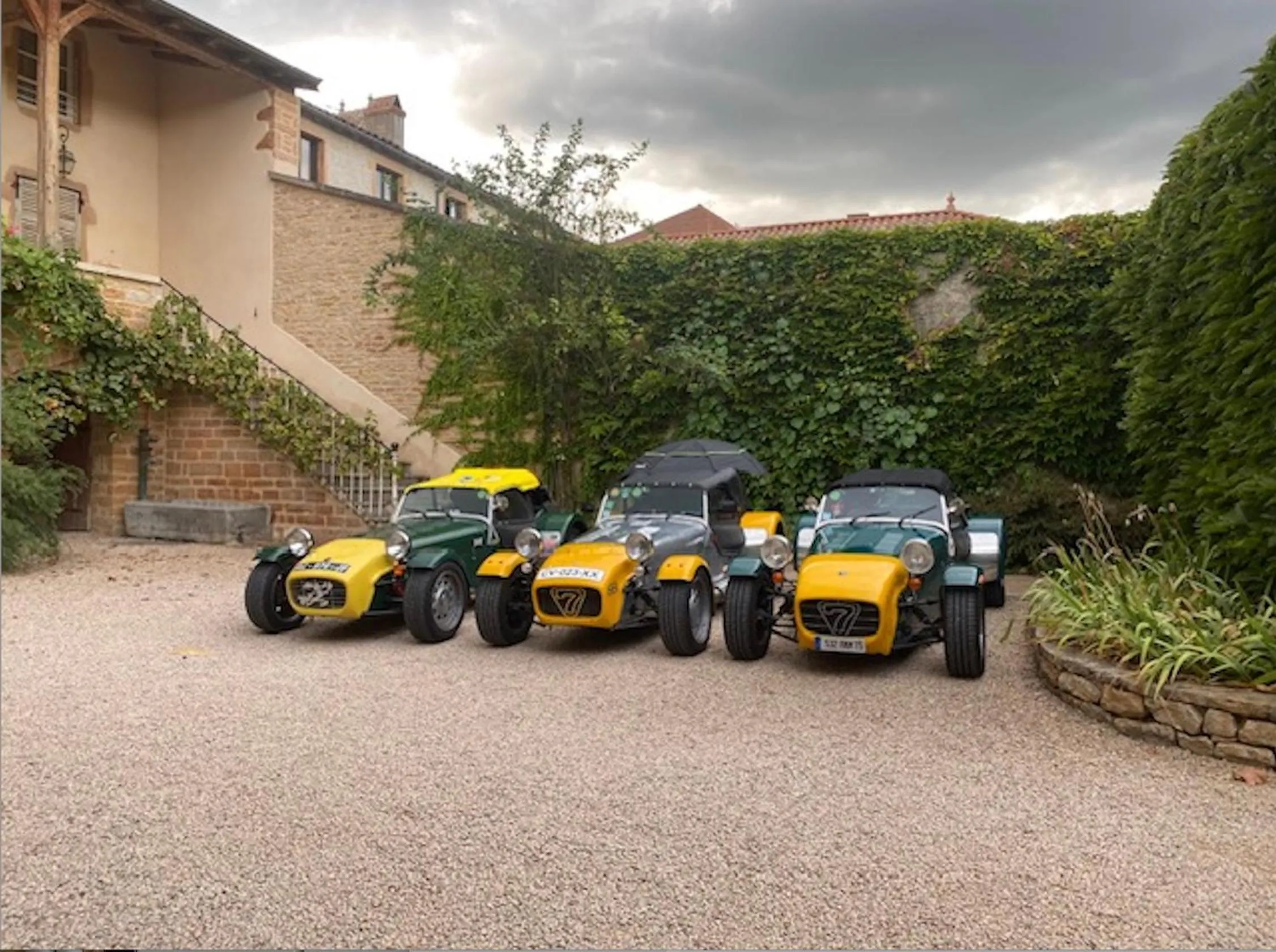 Parking in Le Logis D'Azé