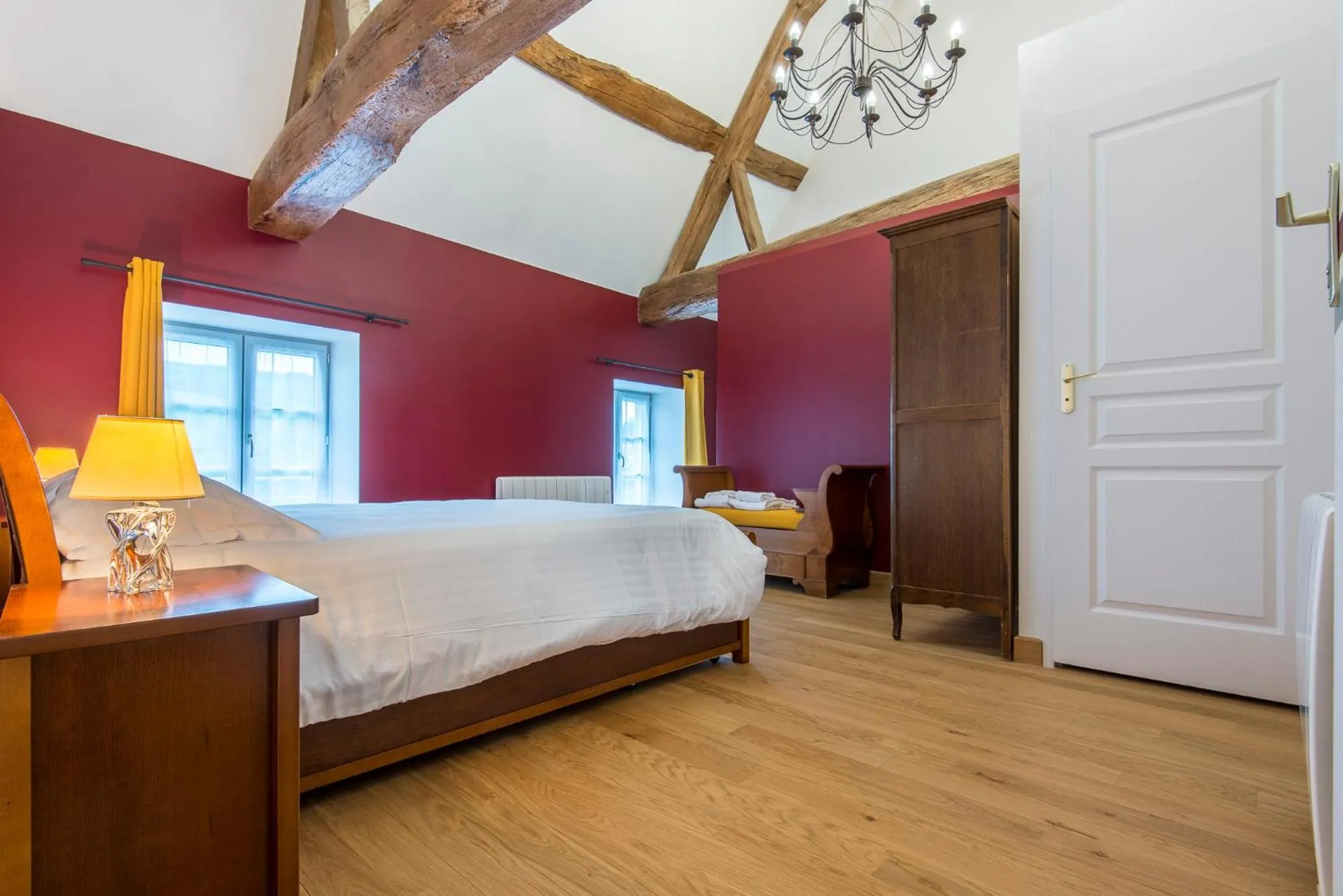 Day in Le Logis D'Azé