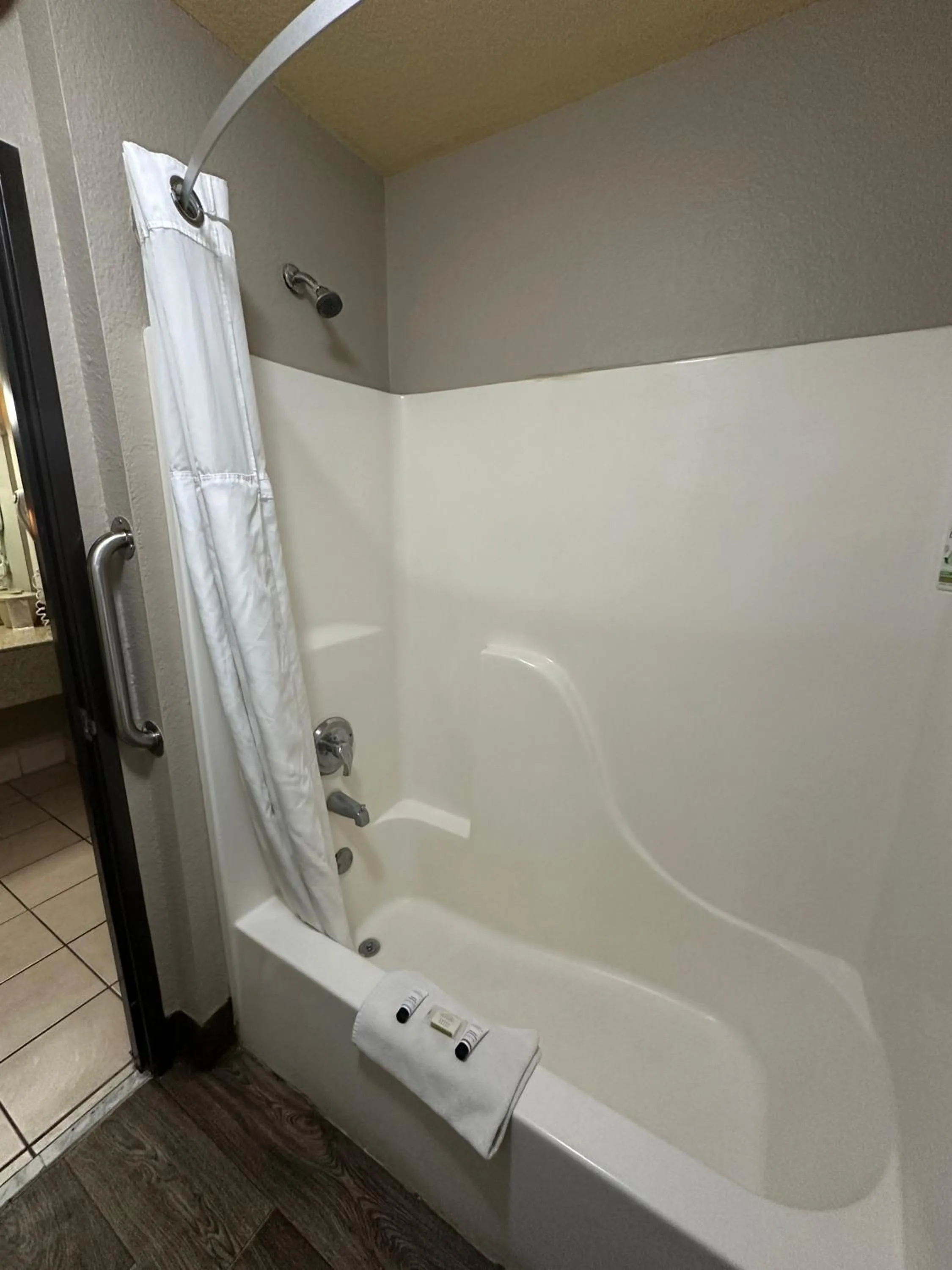 Baymont Inn & Suites by Wyndham Lincoln NE