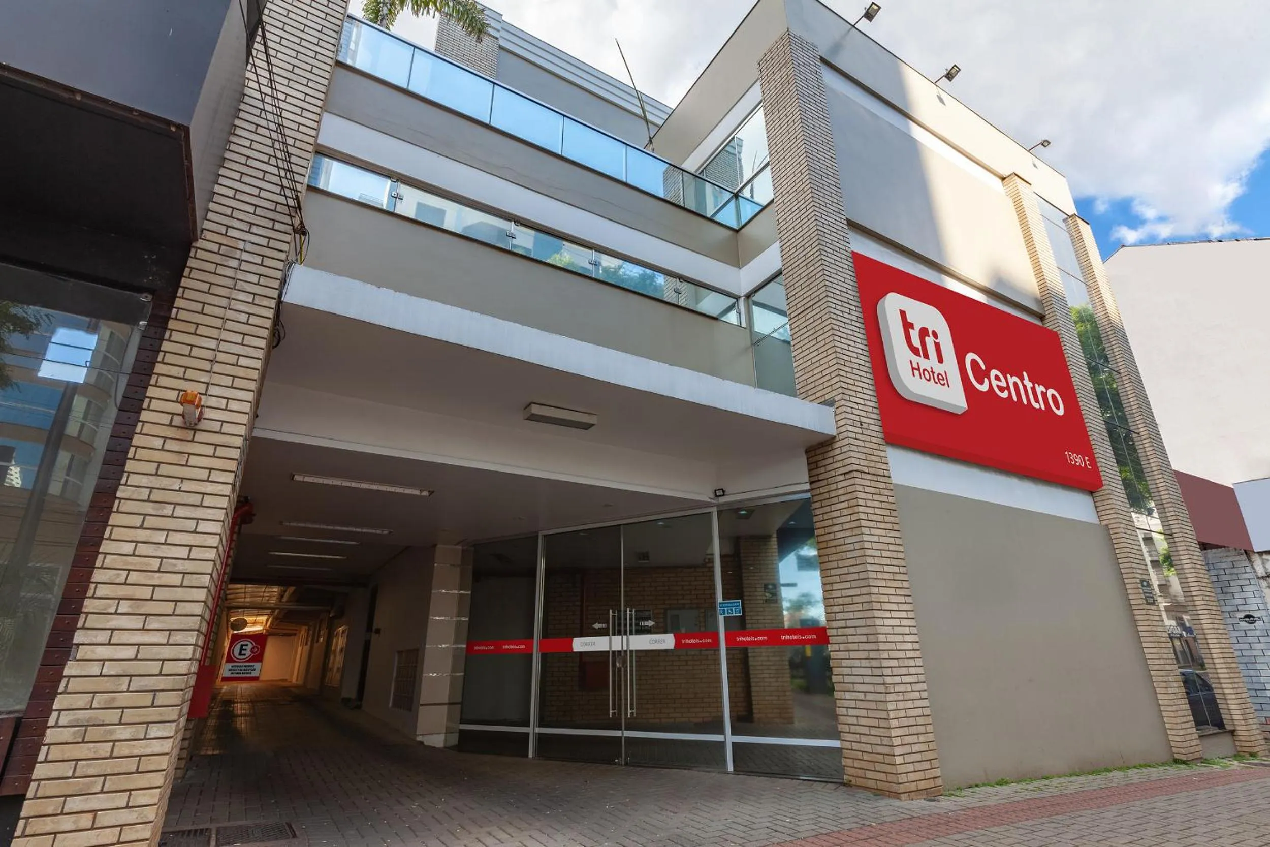 Property building in Tri Hotel Centro Chapecó