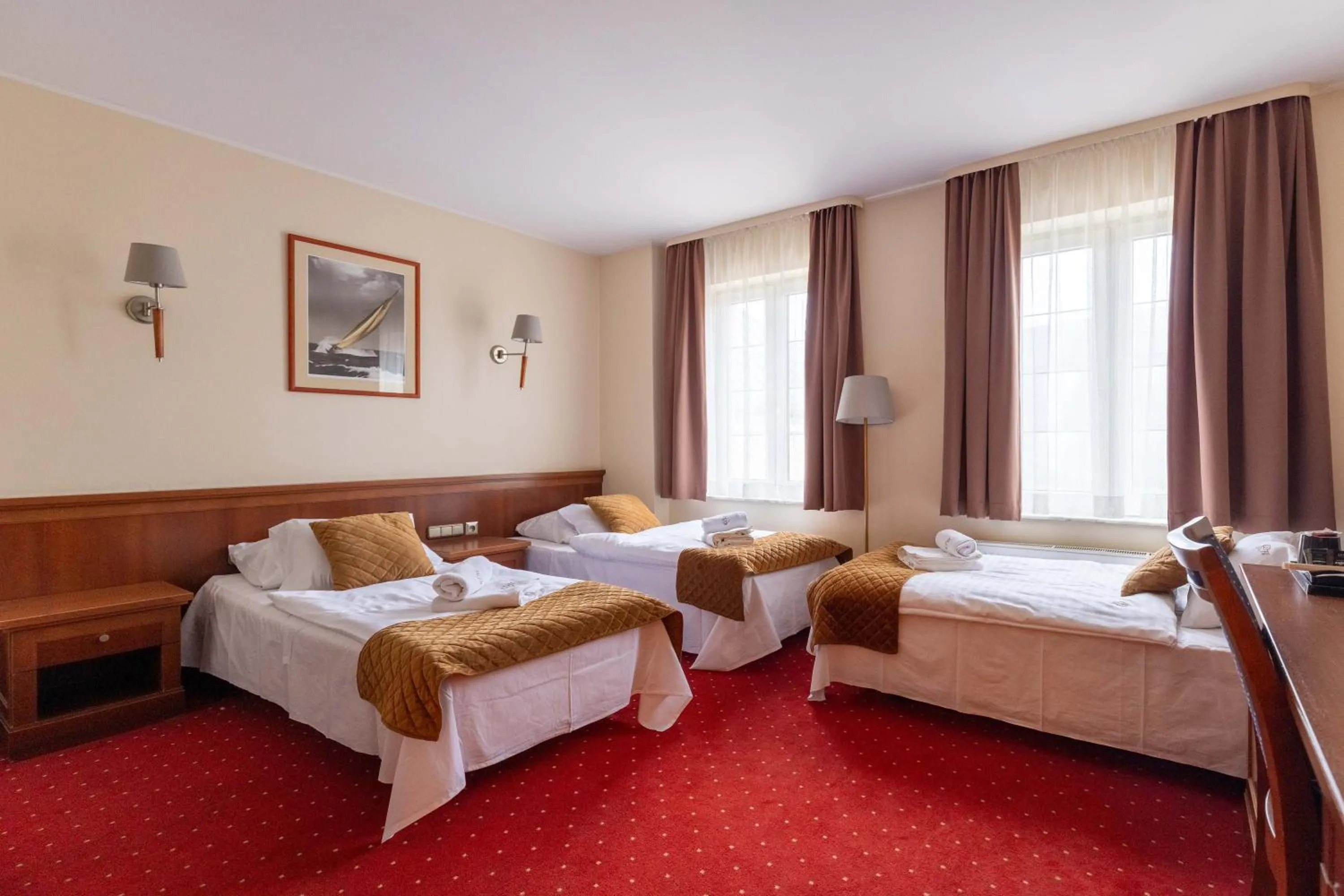 Bed in Hotel Diamond w Białym Dworku