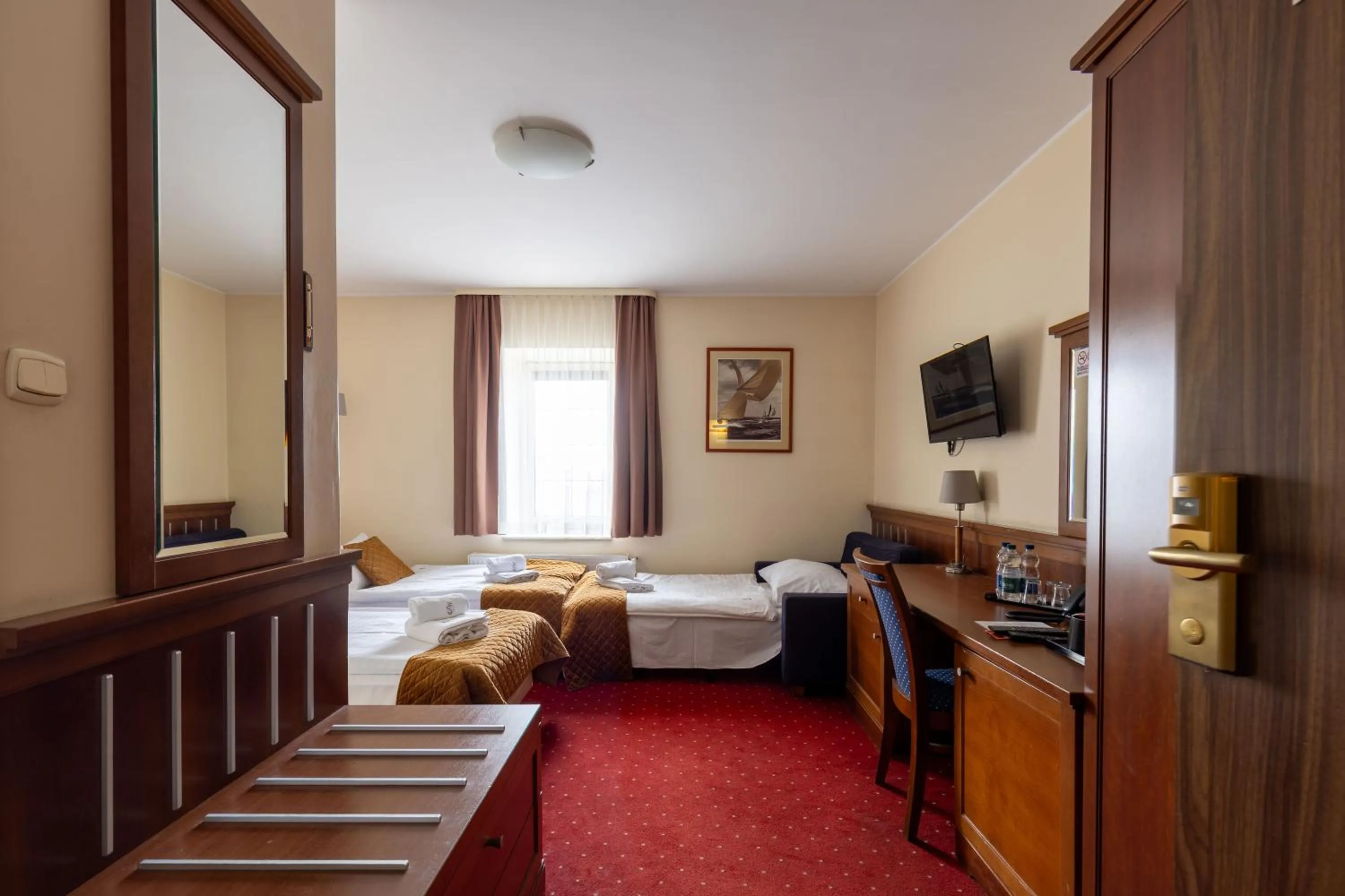 Bed in Hotel Diamond w Białym Dworku